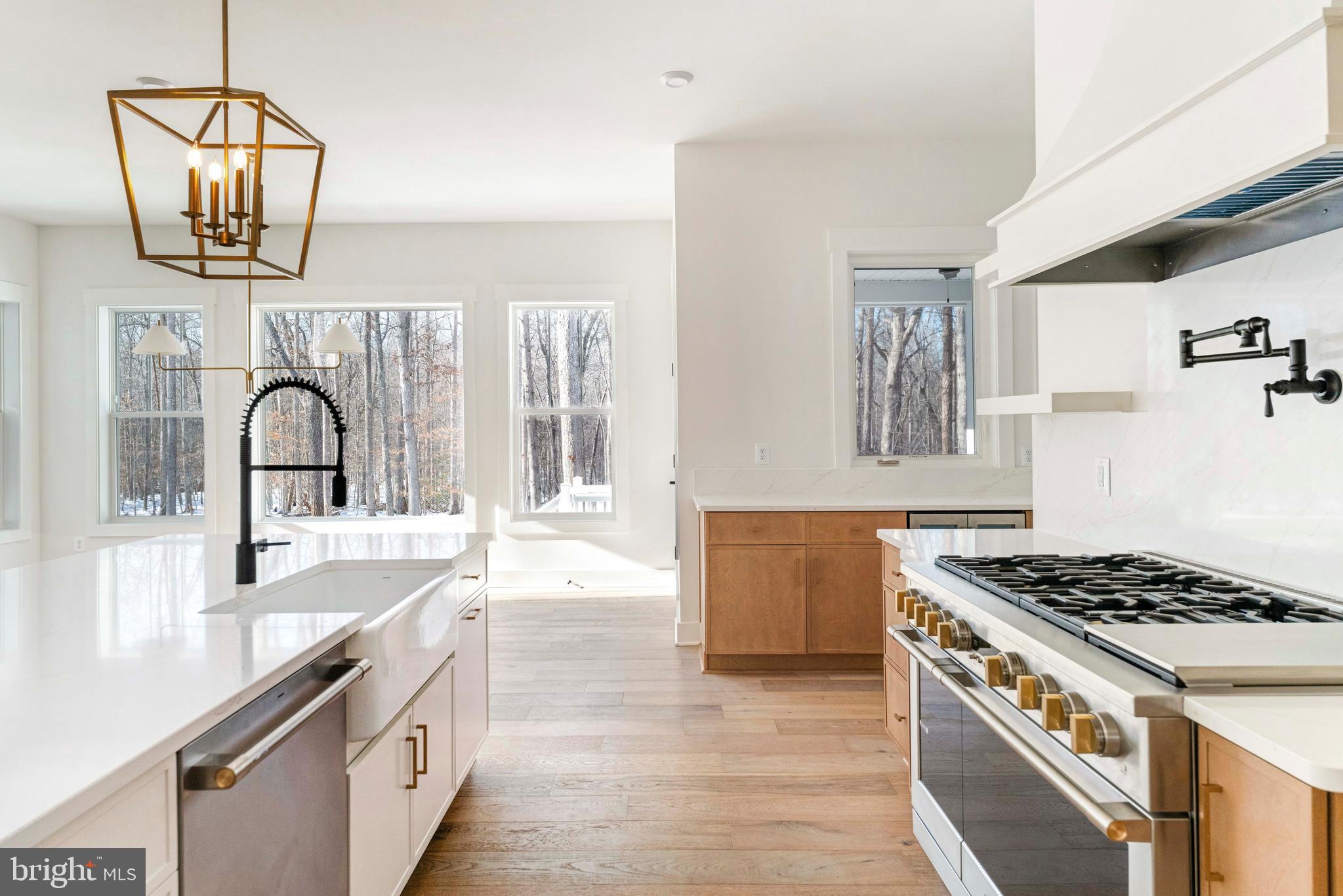 DAVIDSONVILLE - Residential