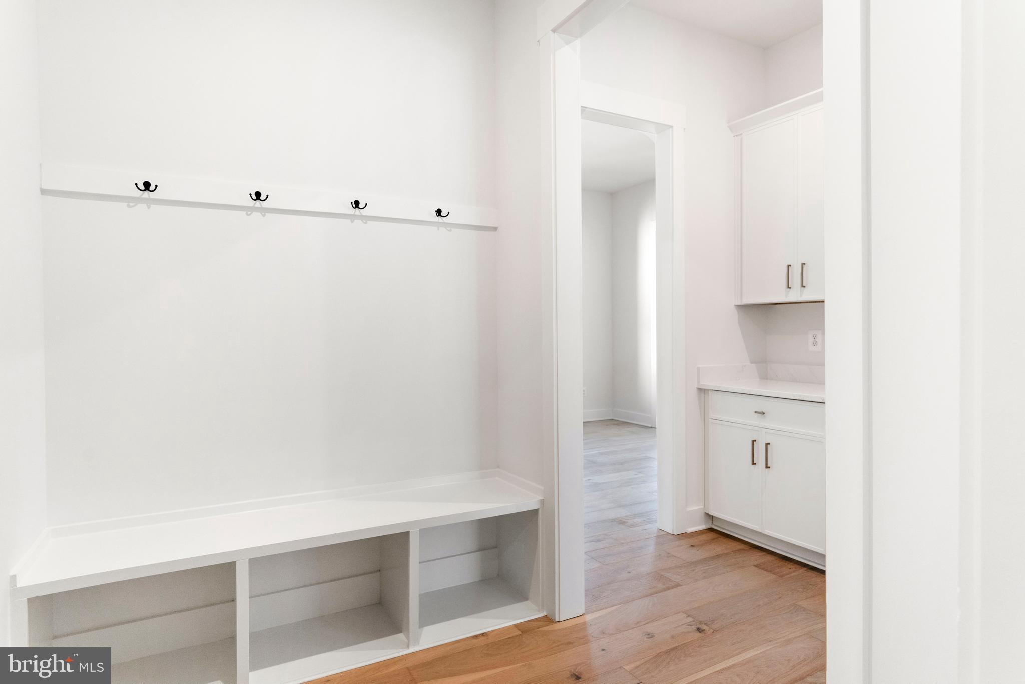 DAVIDSONVILLE - Residential