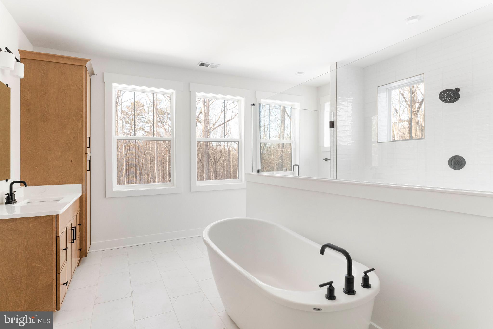 DAVIDSONVILLE - Residential