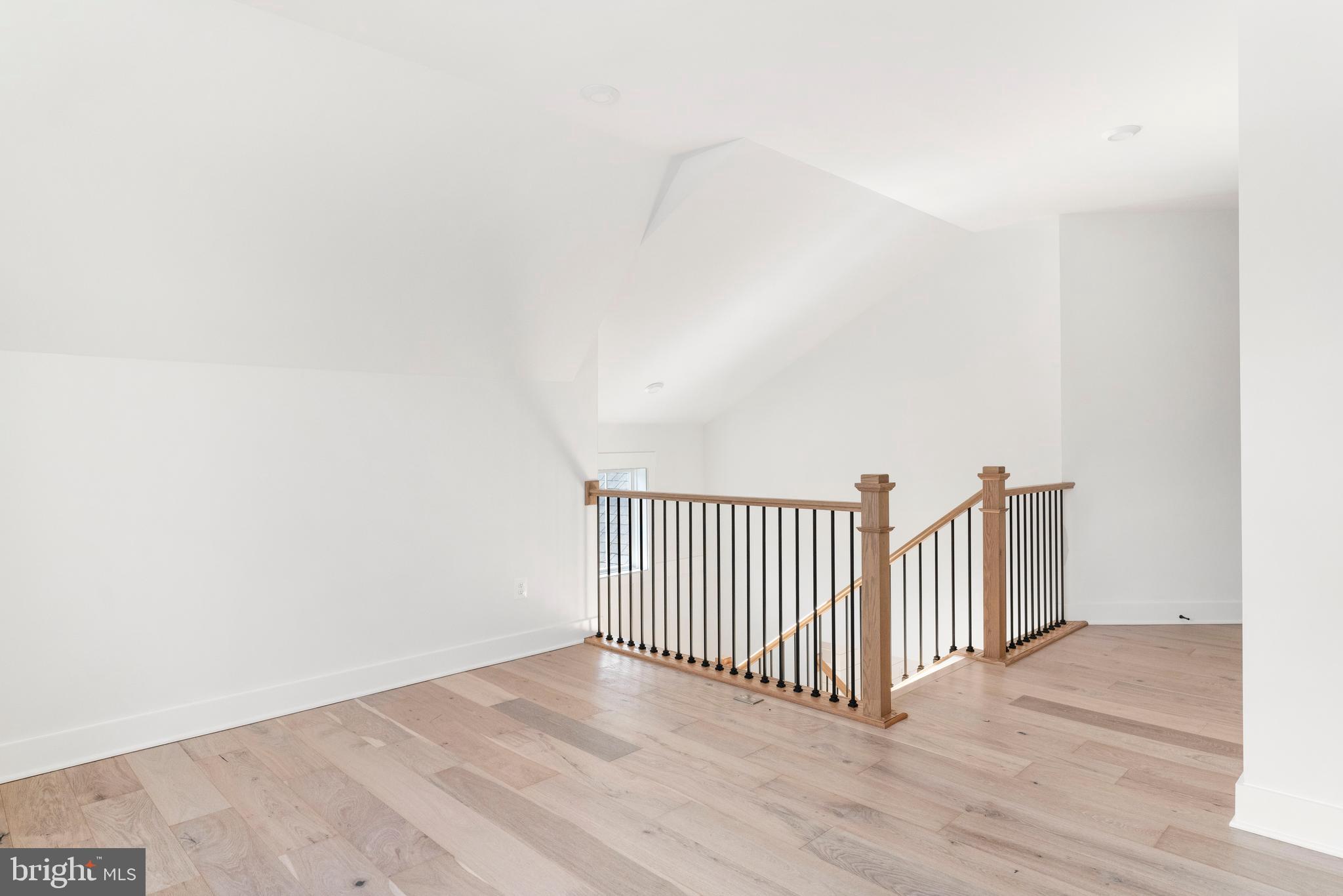 DAVIDSONVILLE - Residential