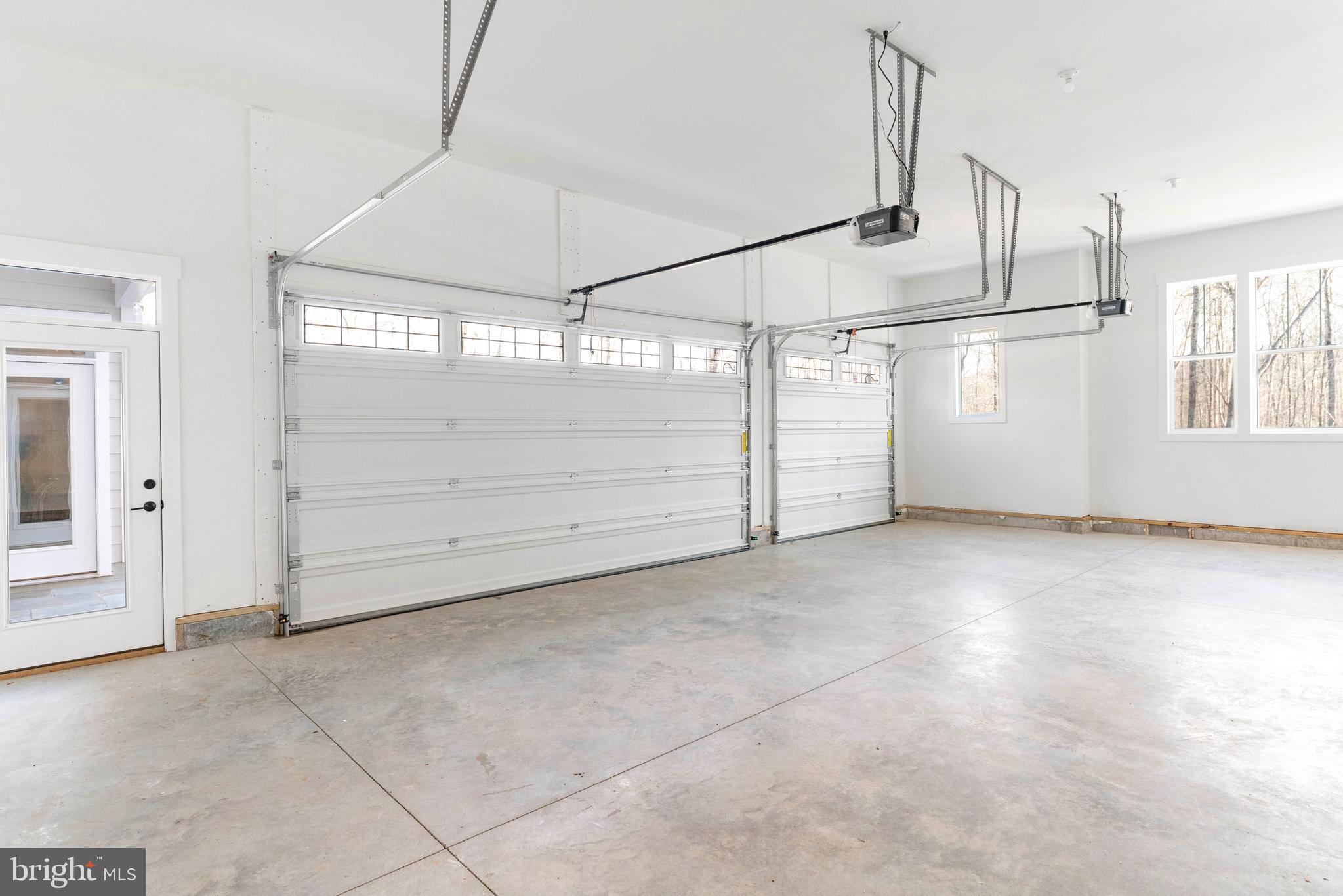 DAVIDSONVILLE - Residential