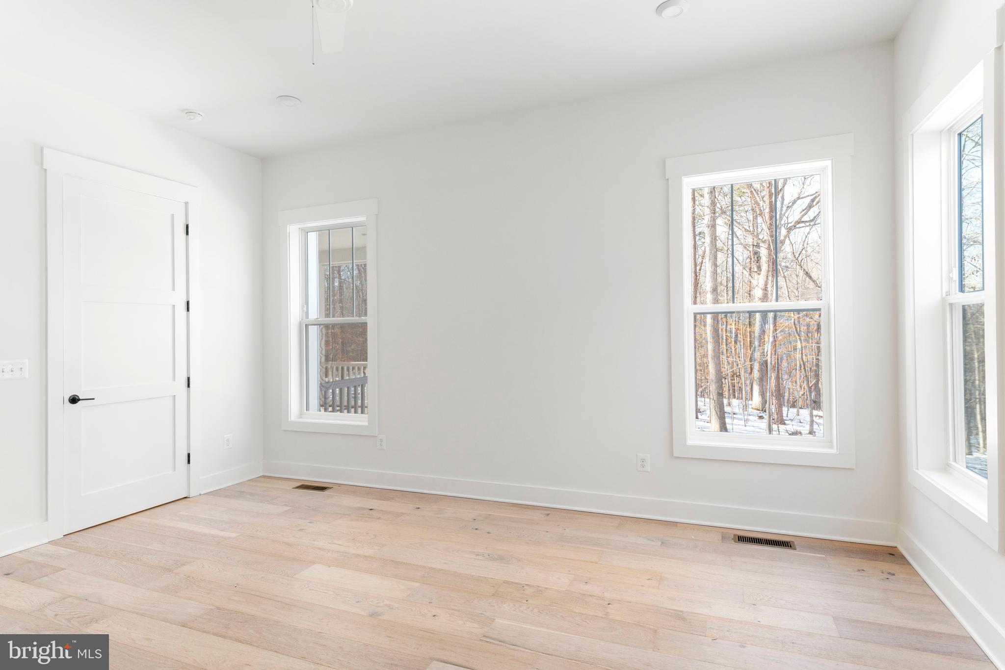 DAVIDSONVILLE - Residential