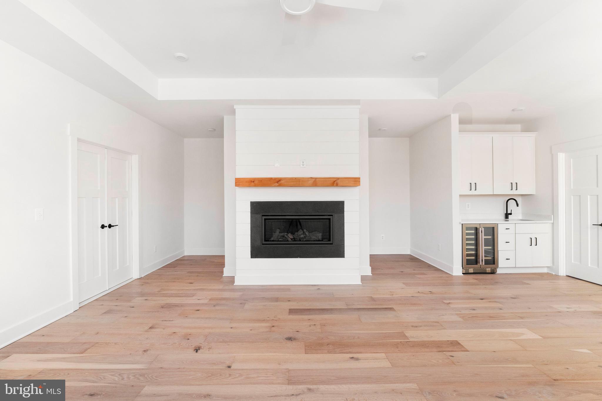 DAVIDSONVILLE - Residential