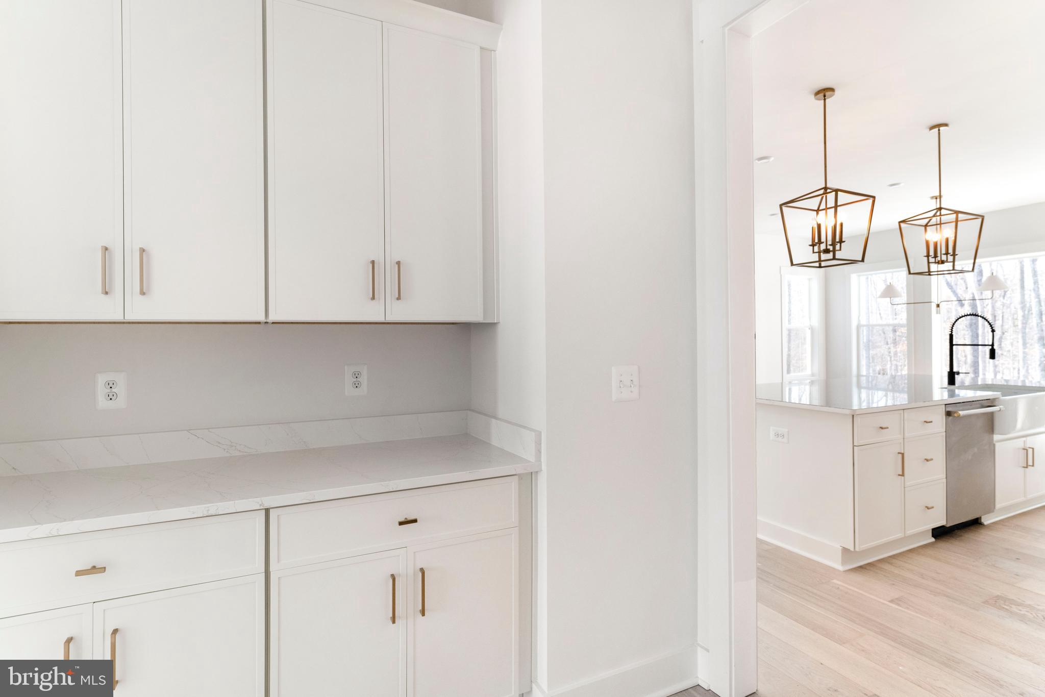 DAVIDSONVILLE - Residential