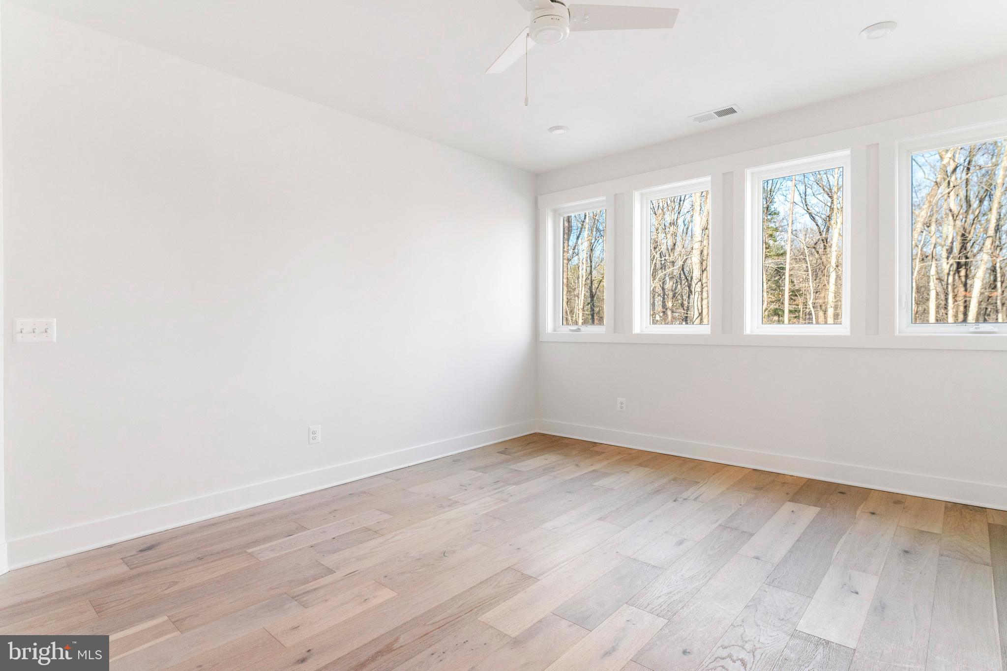 DAVIDSONVILLE - Residential
