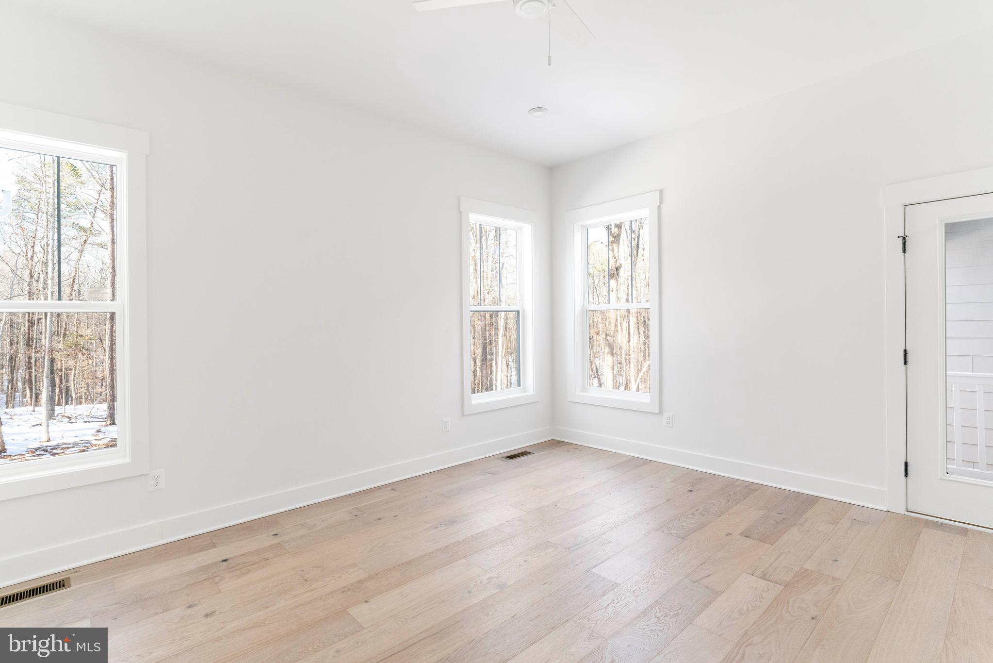 DAVIDSONVILLE - Residential