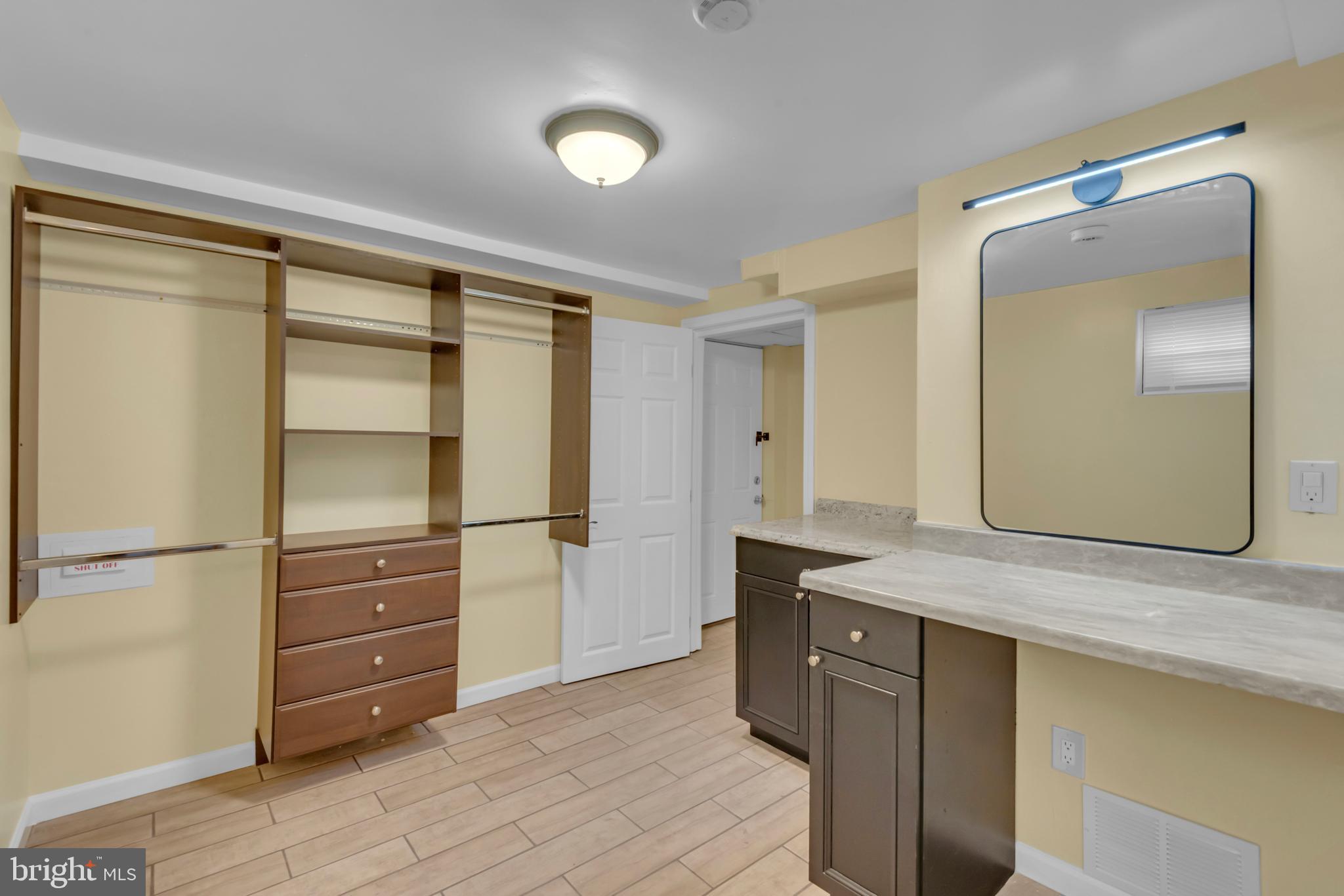 CHAPEL OAKS - Residential