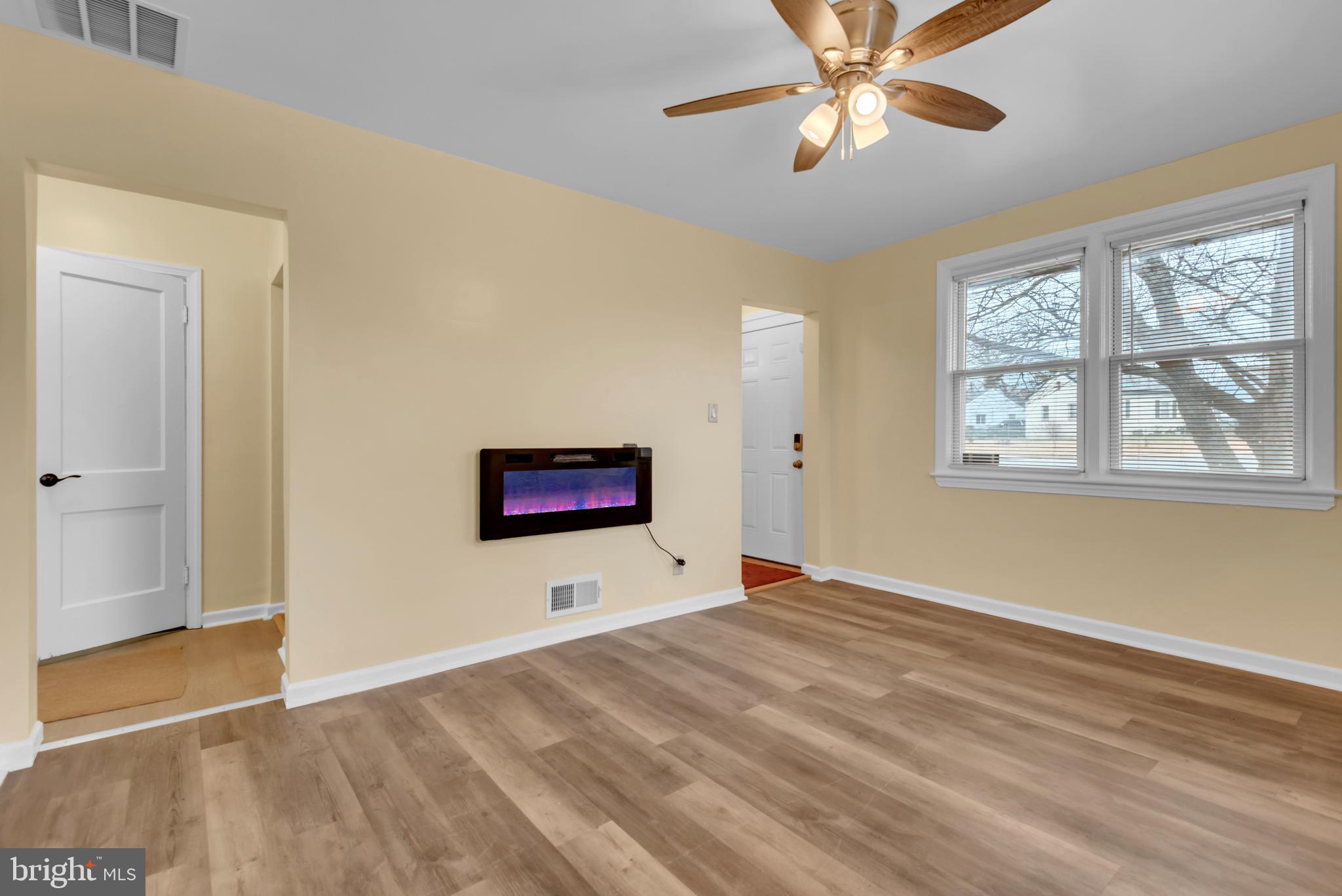 CHAPEL OAKS - Residential