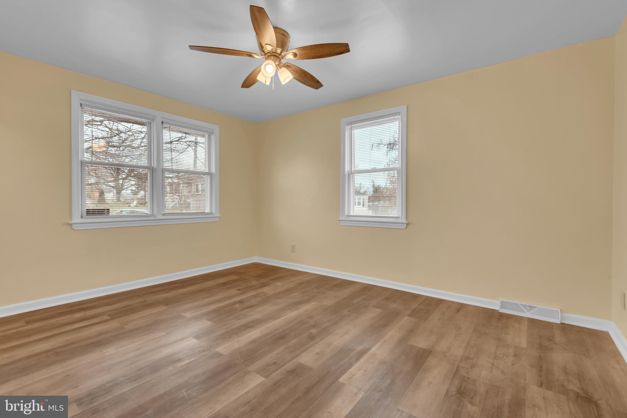 CHAPEL OAKS - Residential
