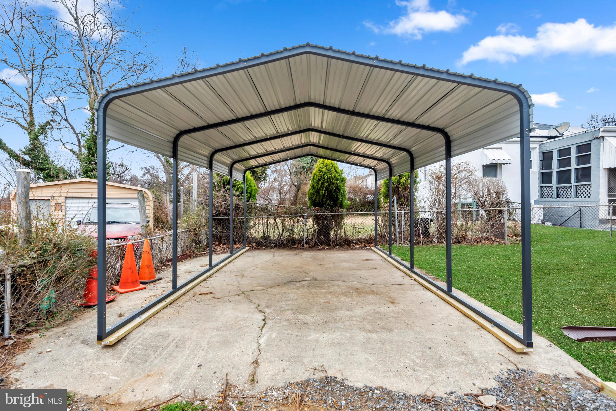 CHAPEL OAKS - Residential