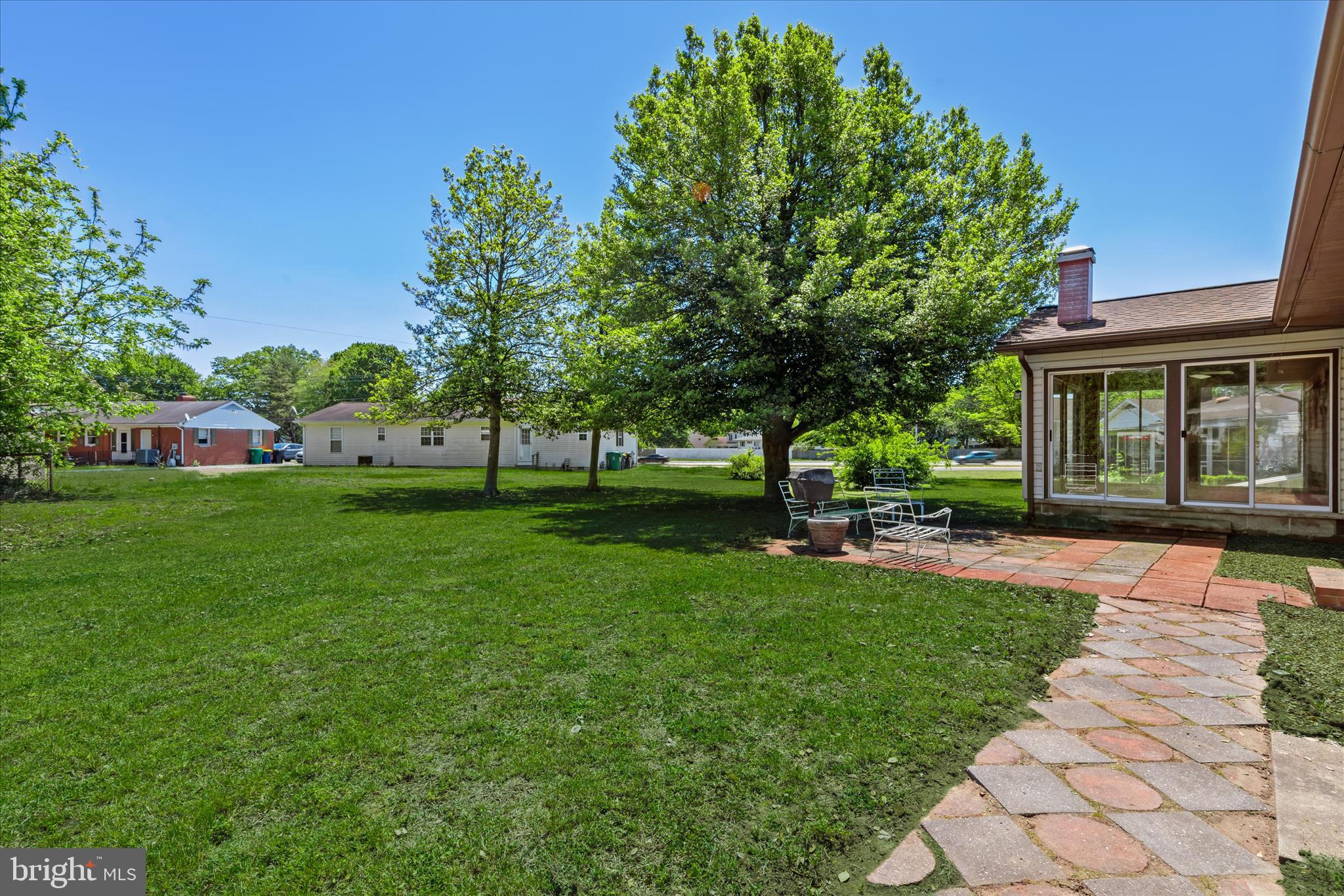 MEADOWGLEN - Residential