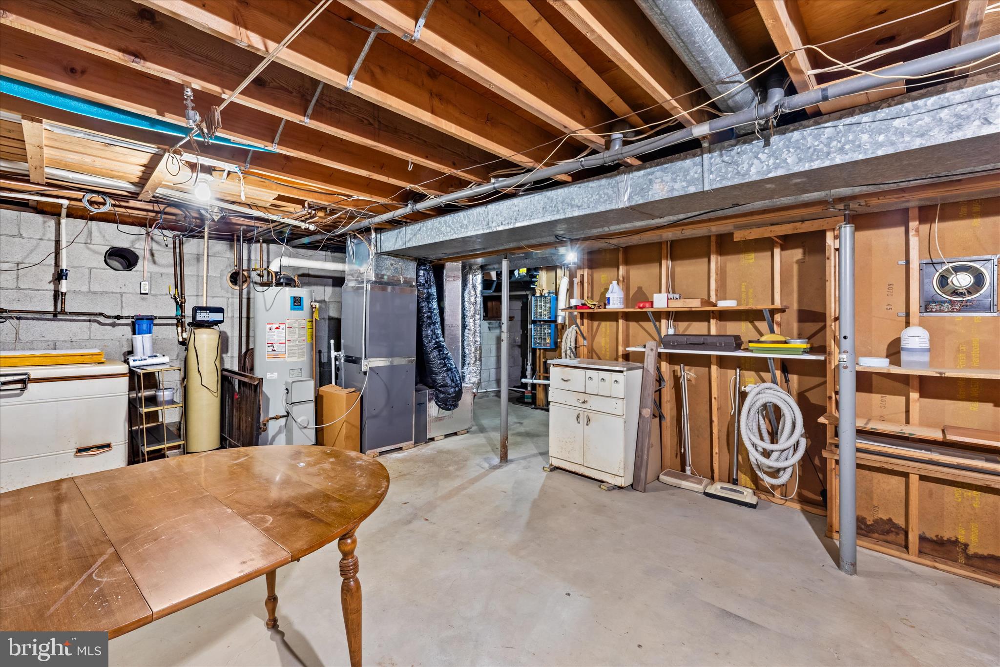 MEADOWGLEN - Residential