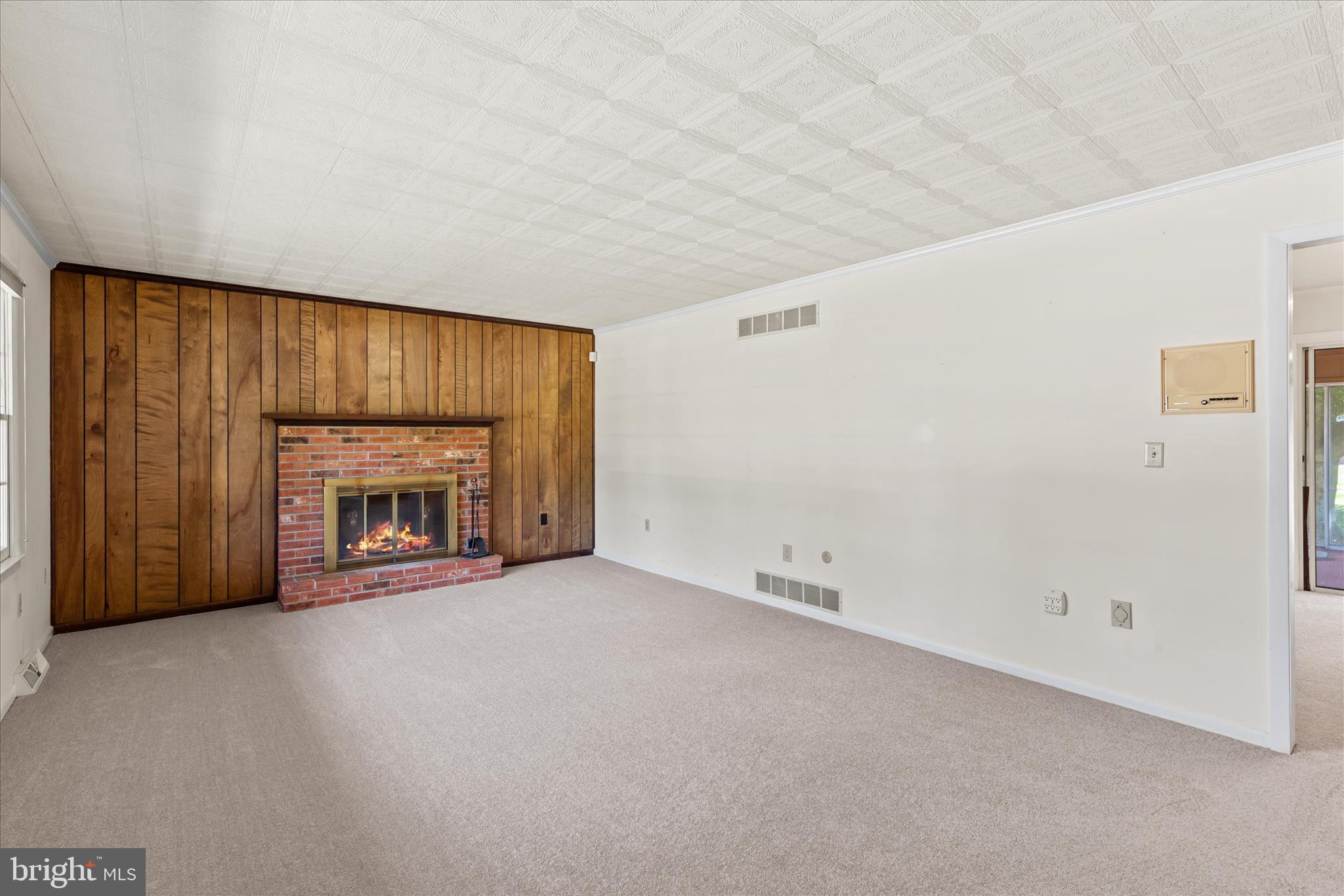 MEADOWGLEN - Residential