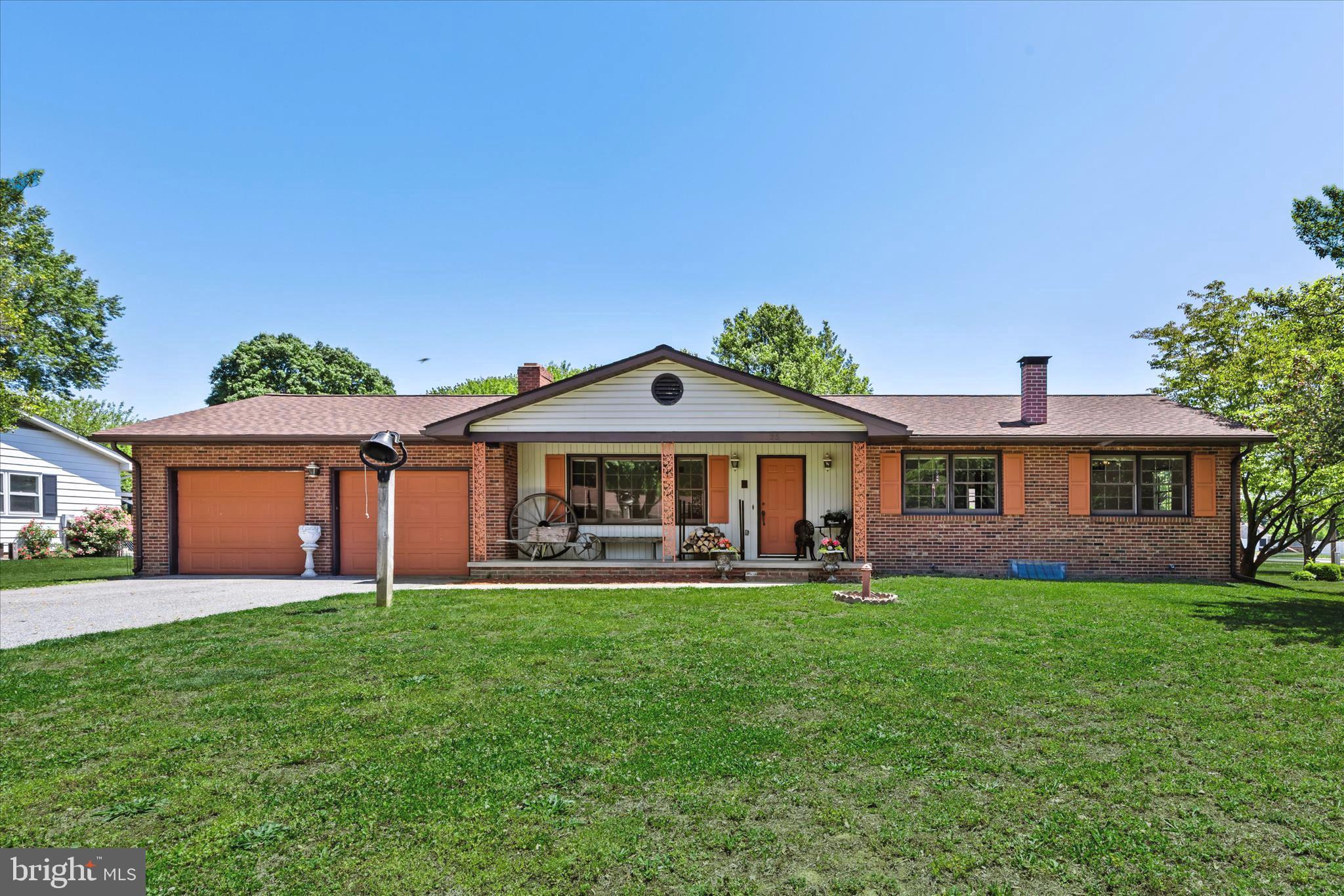 MEADOWGLEN - Residential