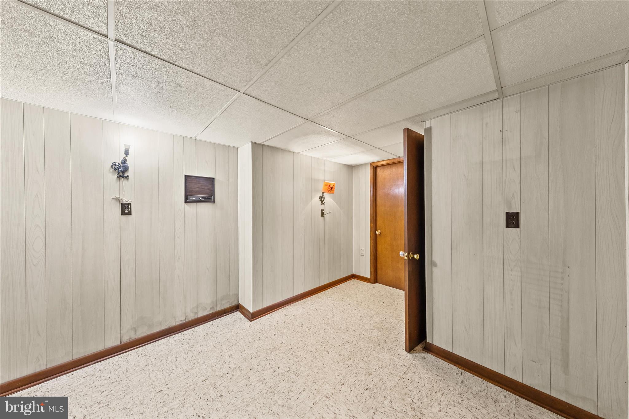 MEADOWGLEN - Residential