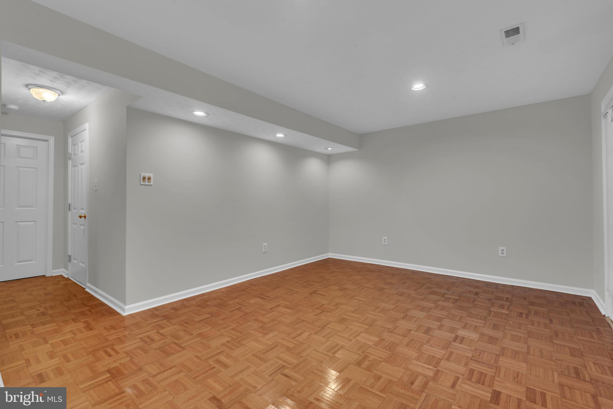 VILLAGE OF DORSEY SEARCH - Residential