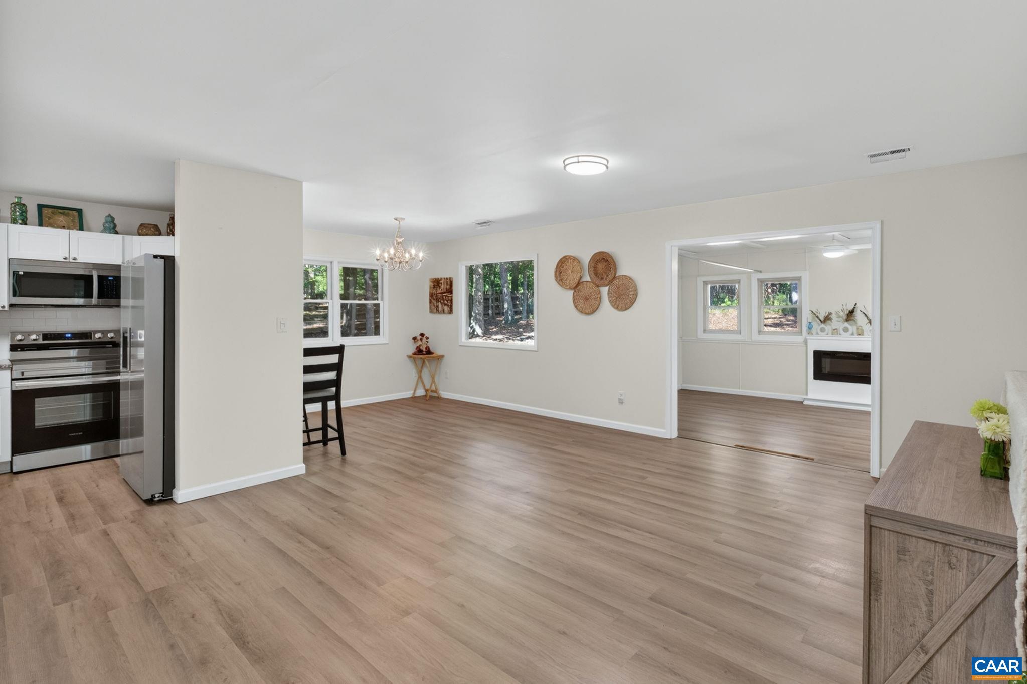 LAKE MONTICELLO - Residential