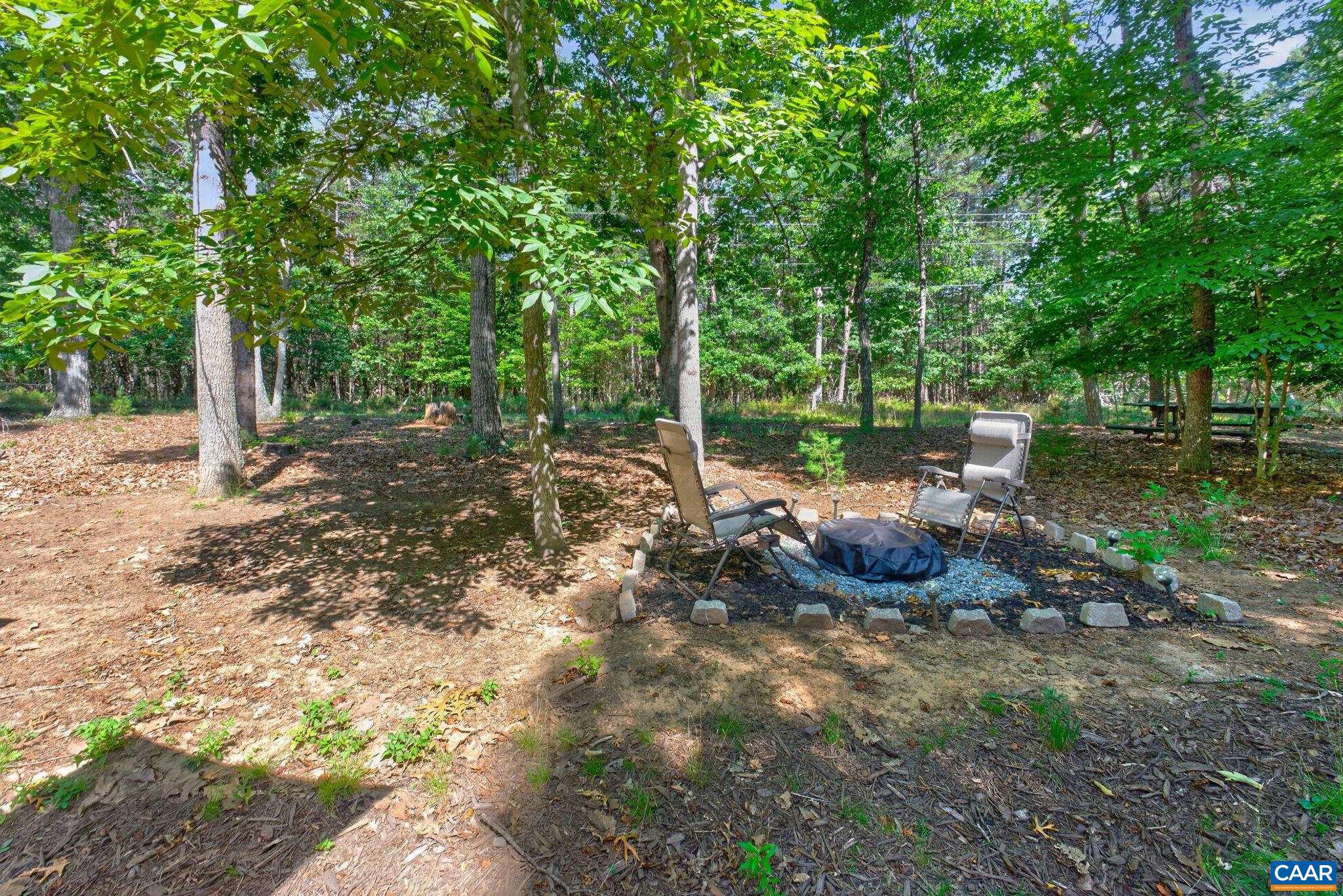 LAKE MONTICELLO - Residential