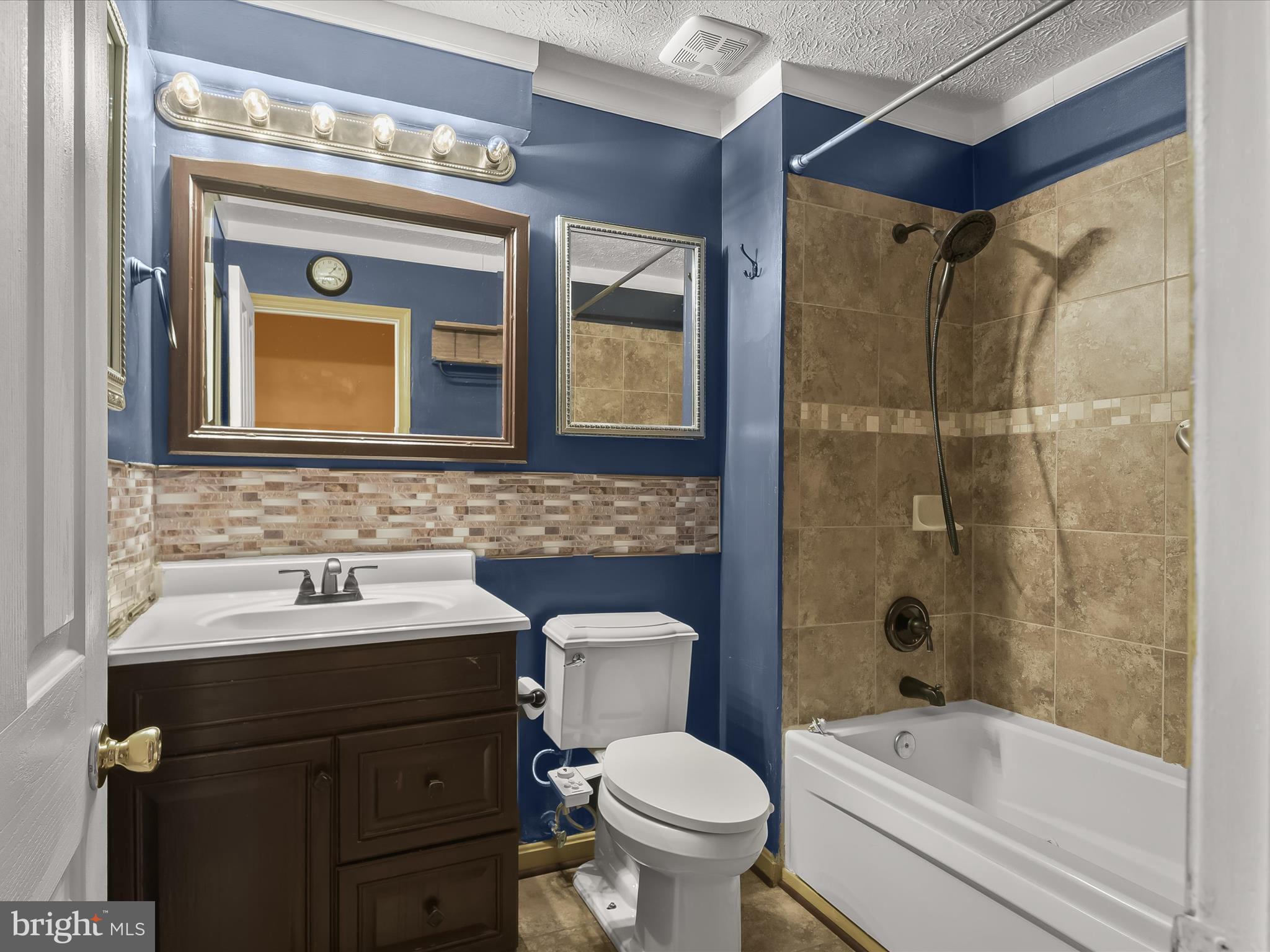 BOWLING BROOK FARMS - Residential