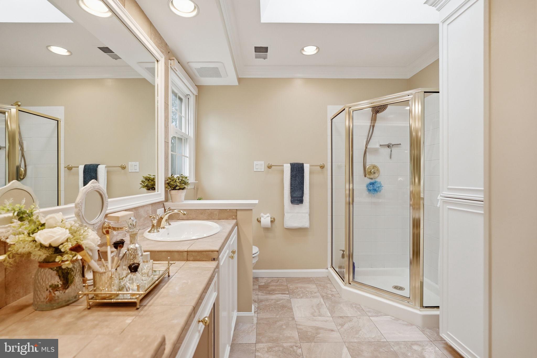 FAIRFAX STATION - Residential