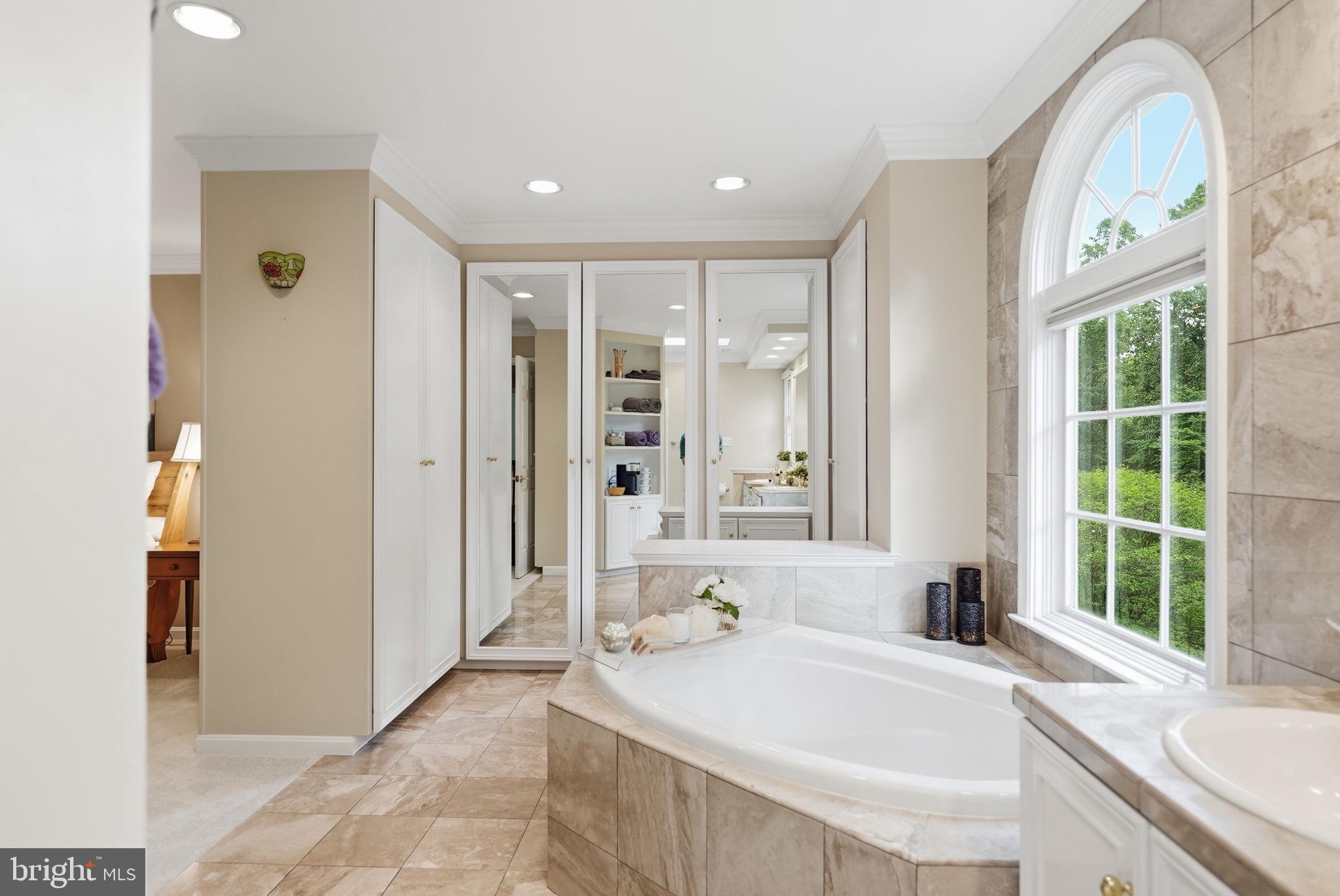 FAIRFAX STATION - Residential