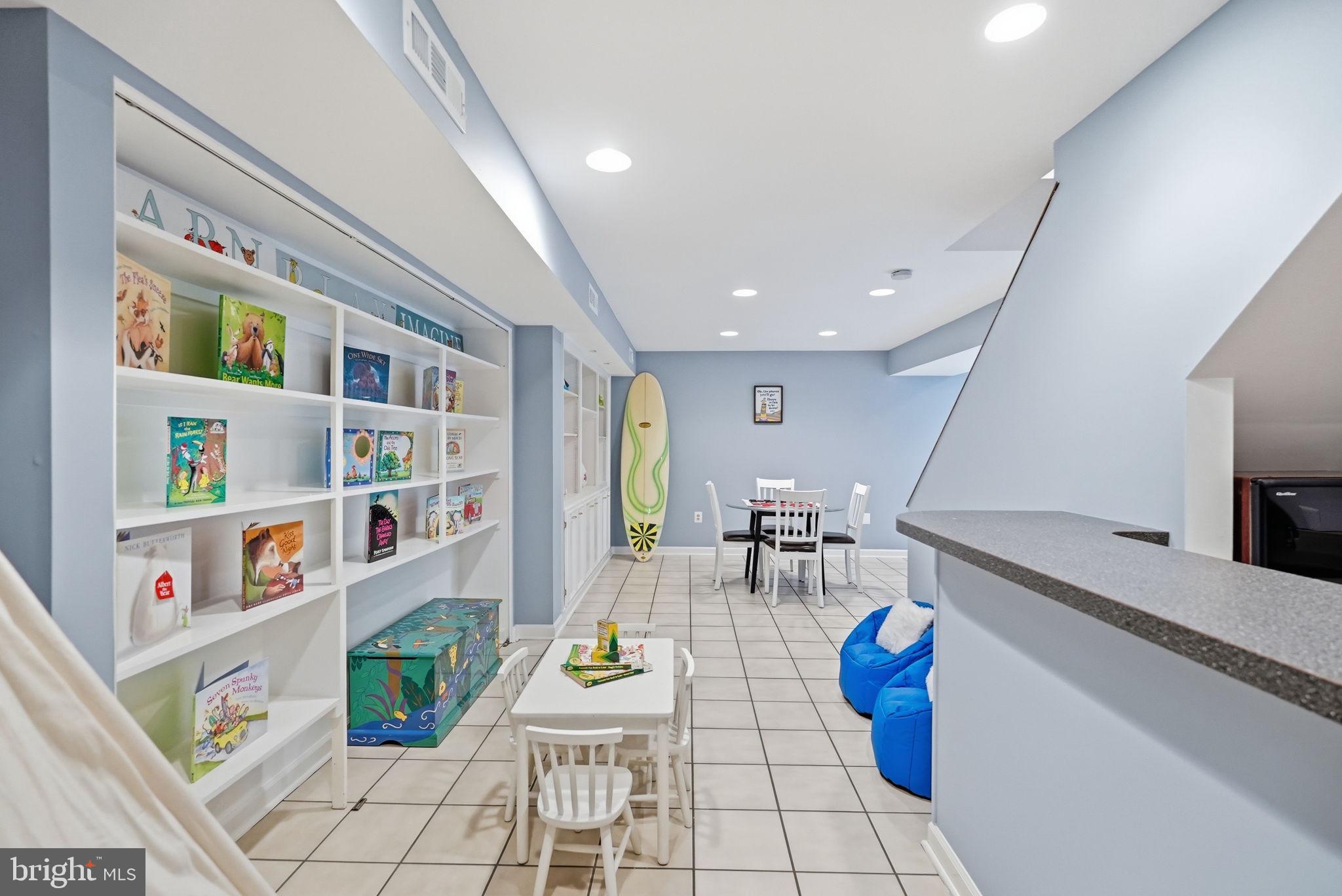 FAIRFAX STATION - Residential