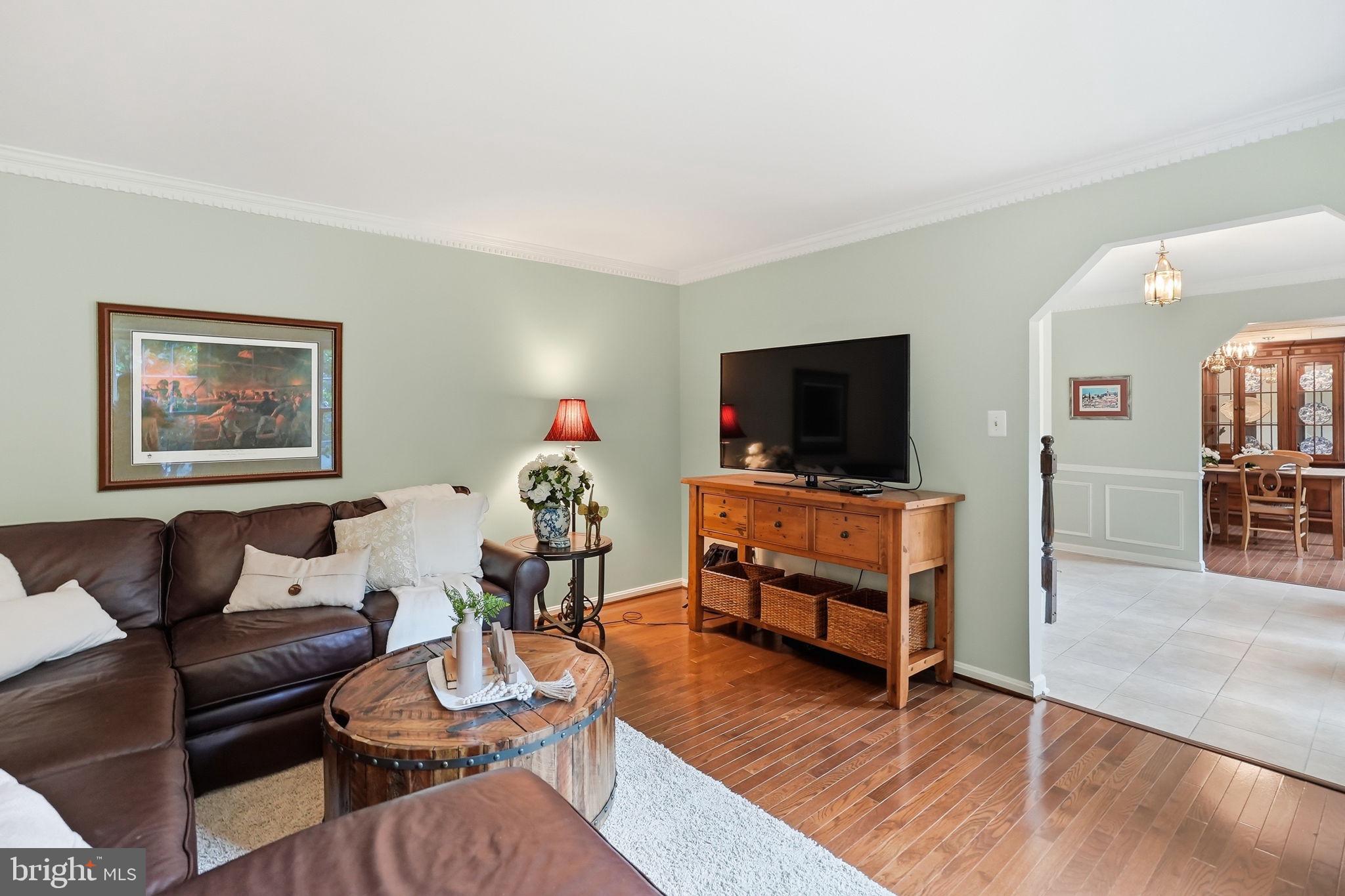 FAIRFAX STATION - Residential