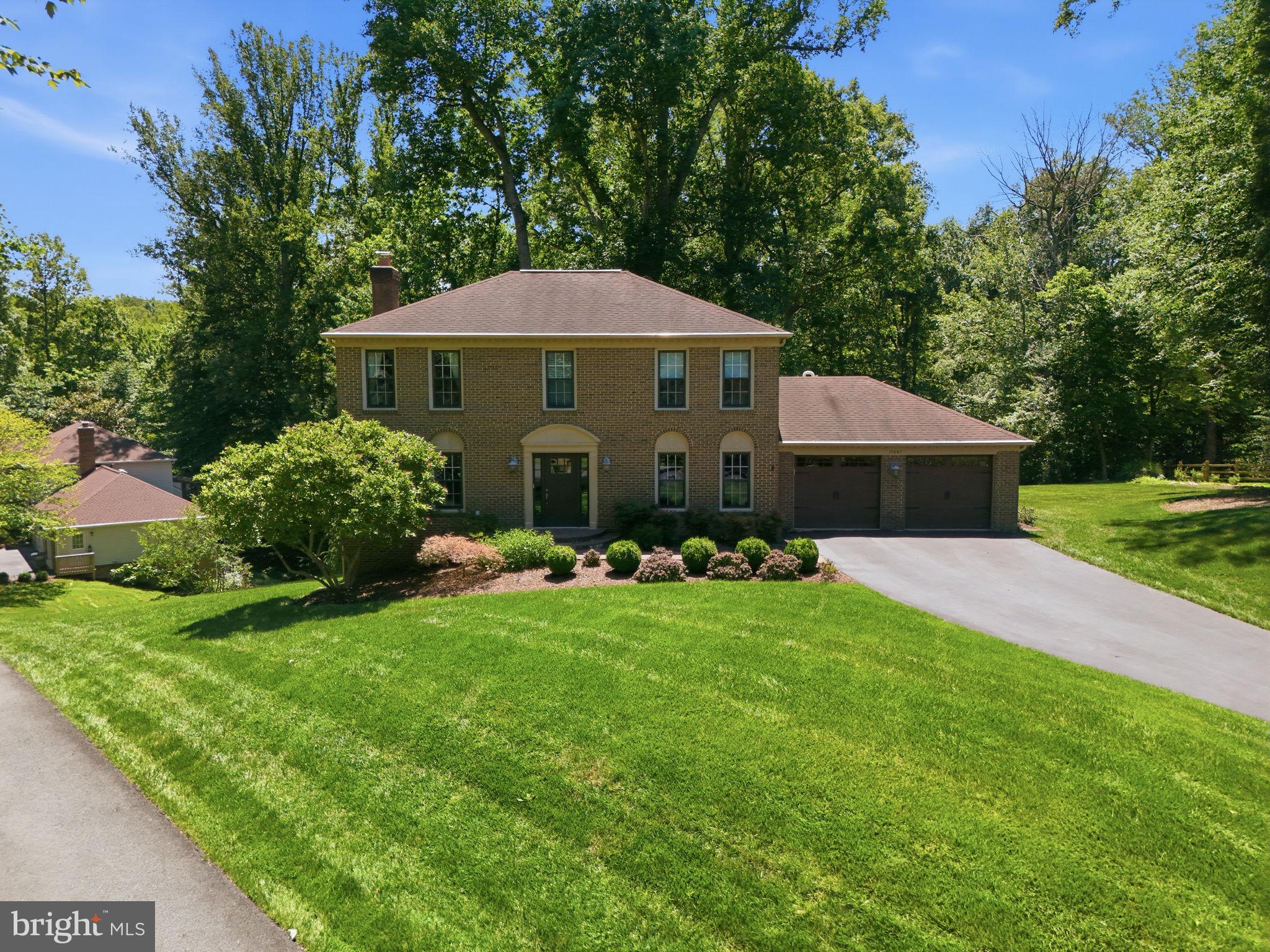 FAIRFAX STATION - Residential