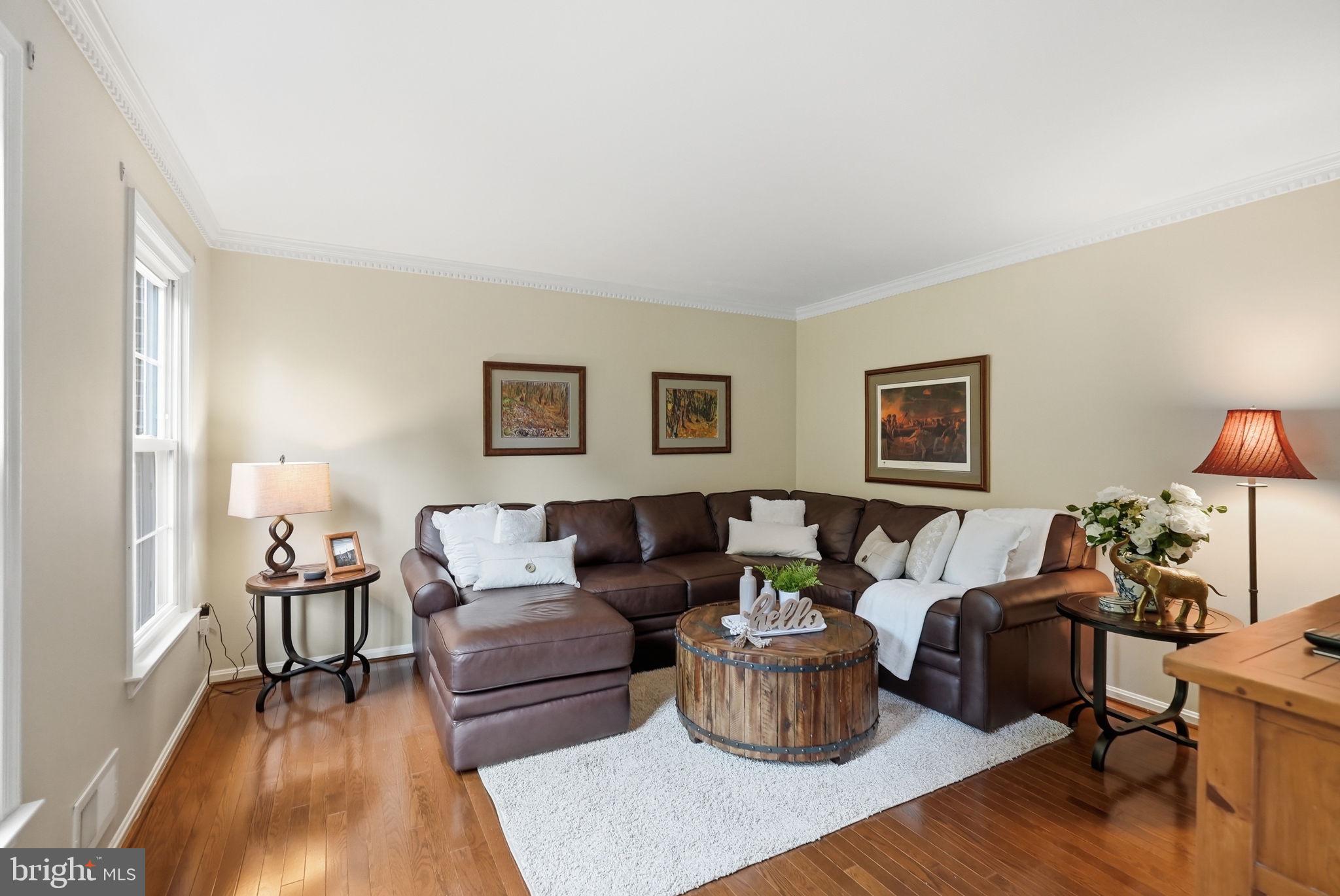 FAIRFAX STATION - Residential