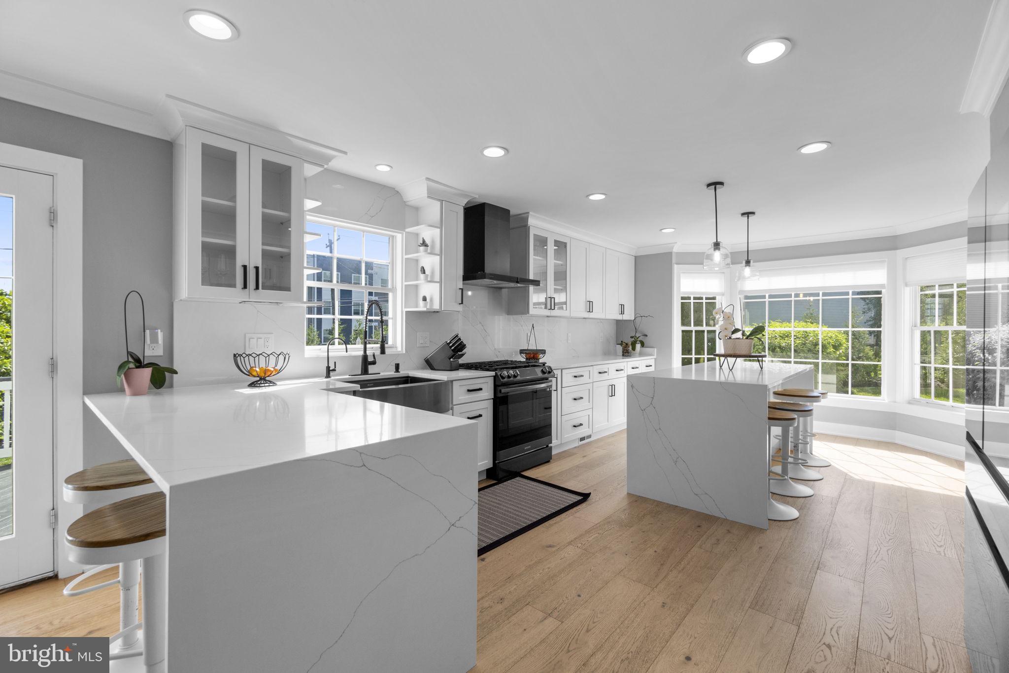 WHISPERING MEADOWS - Residential