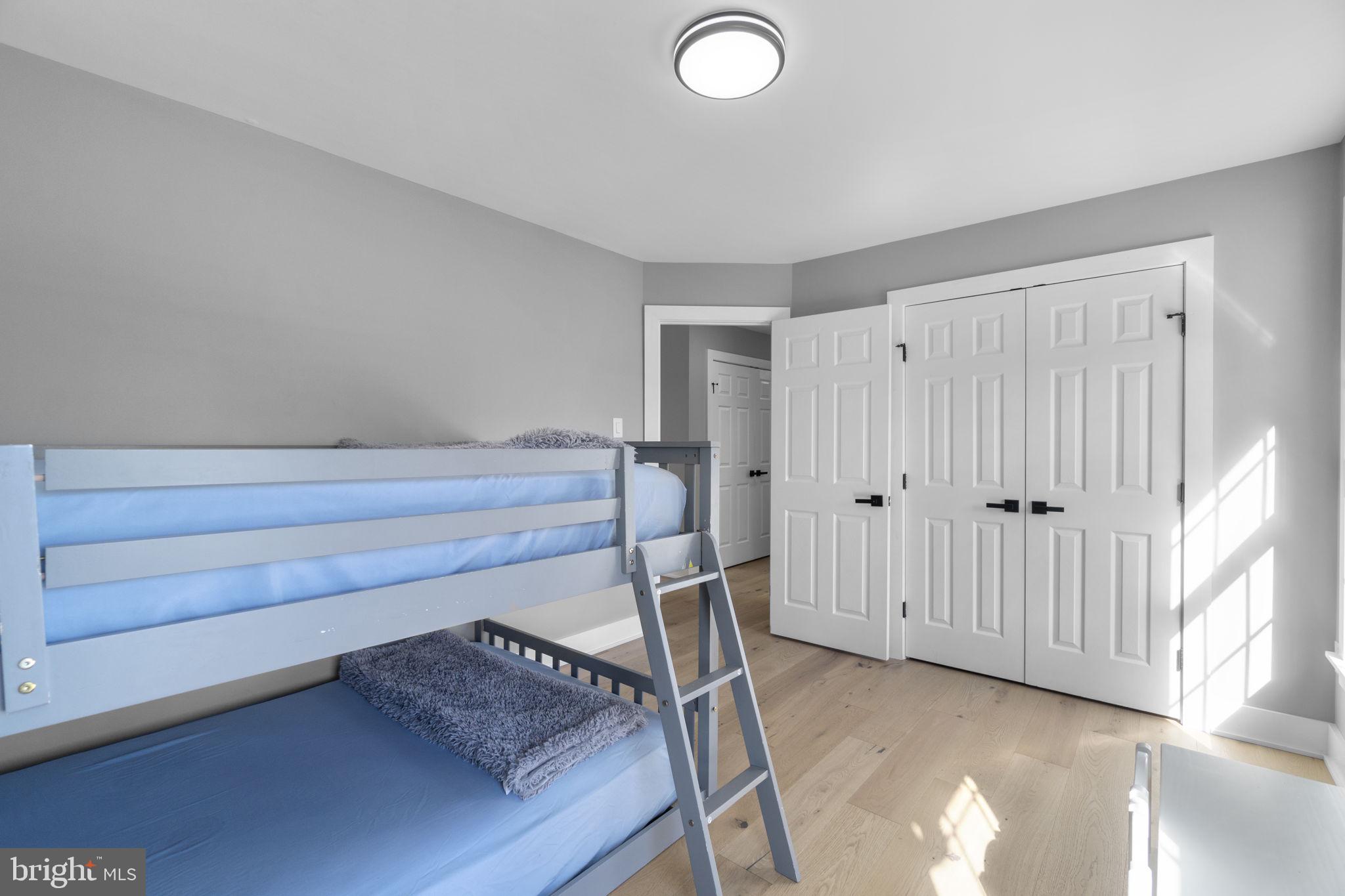 WHISPERING MEADOWS - Residential