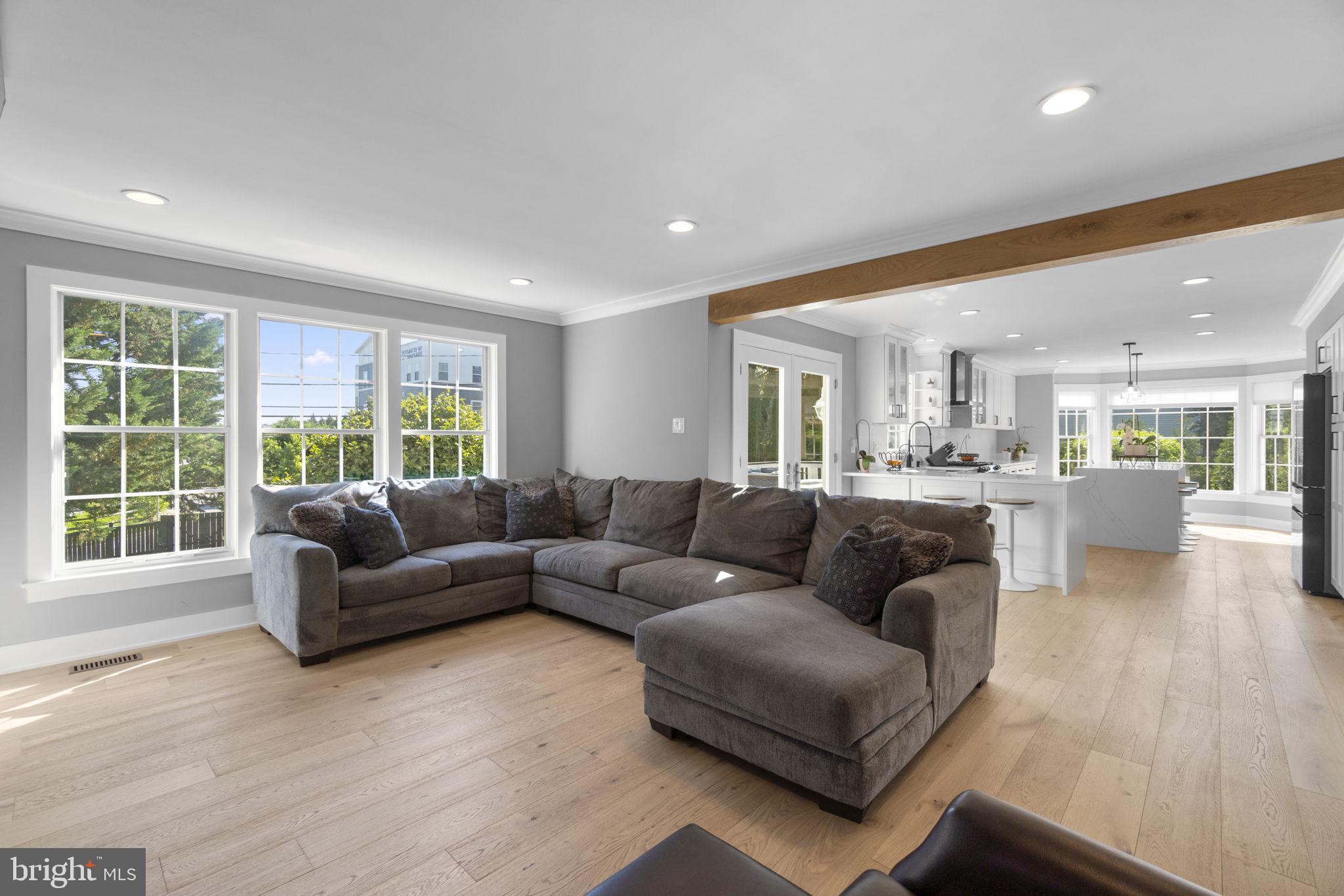 WHISPERING MEADOWS - Residential