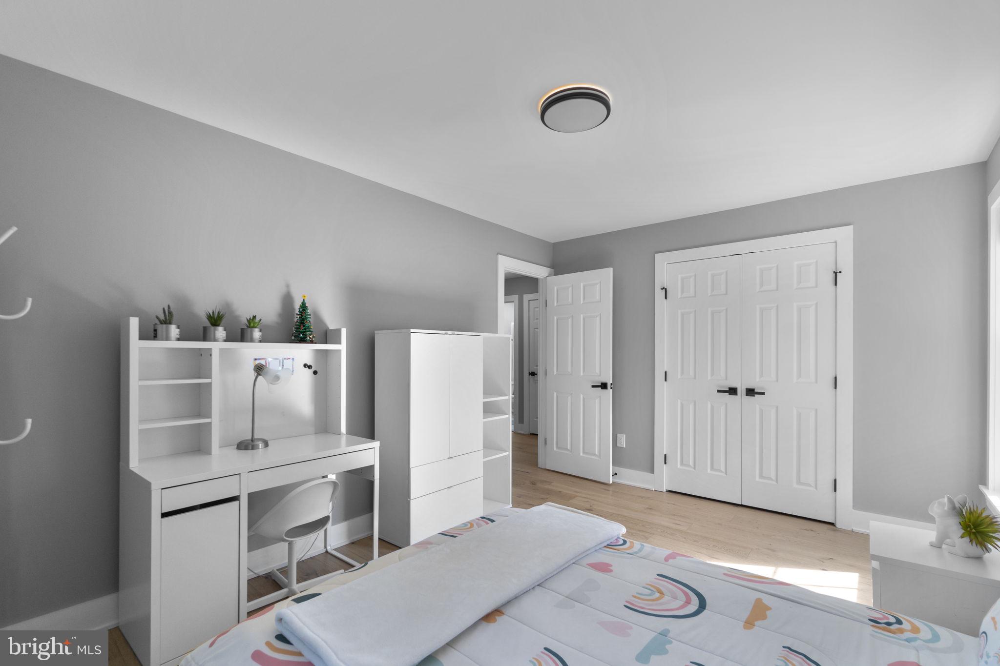 WHISPERING MEADOWS - Residential