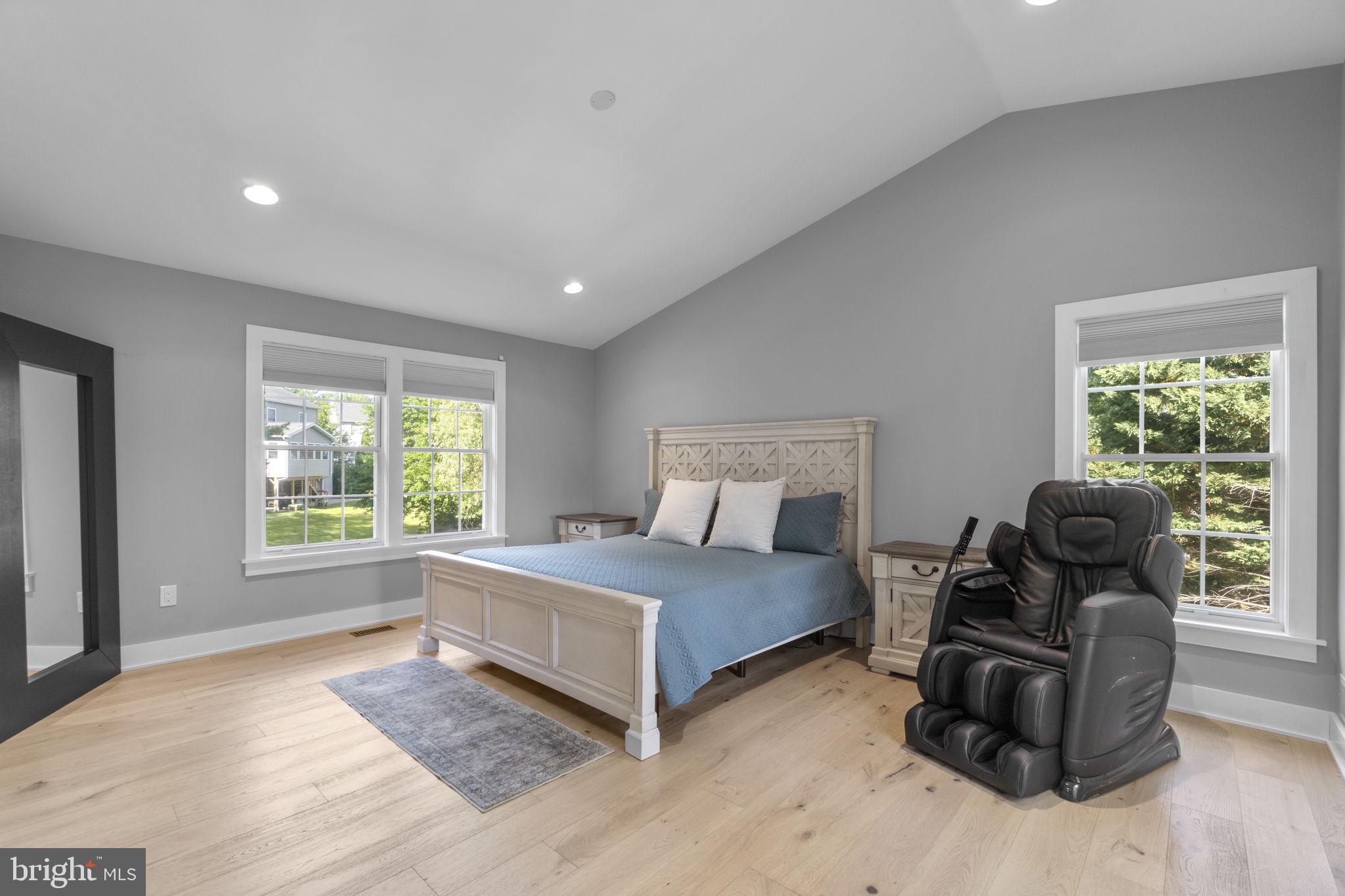 WHISPERING MEADOWS - Residential