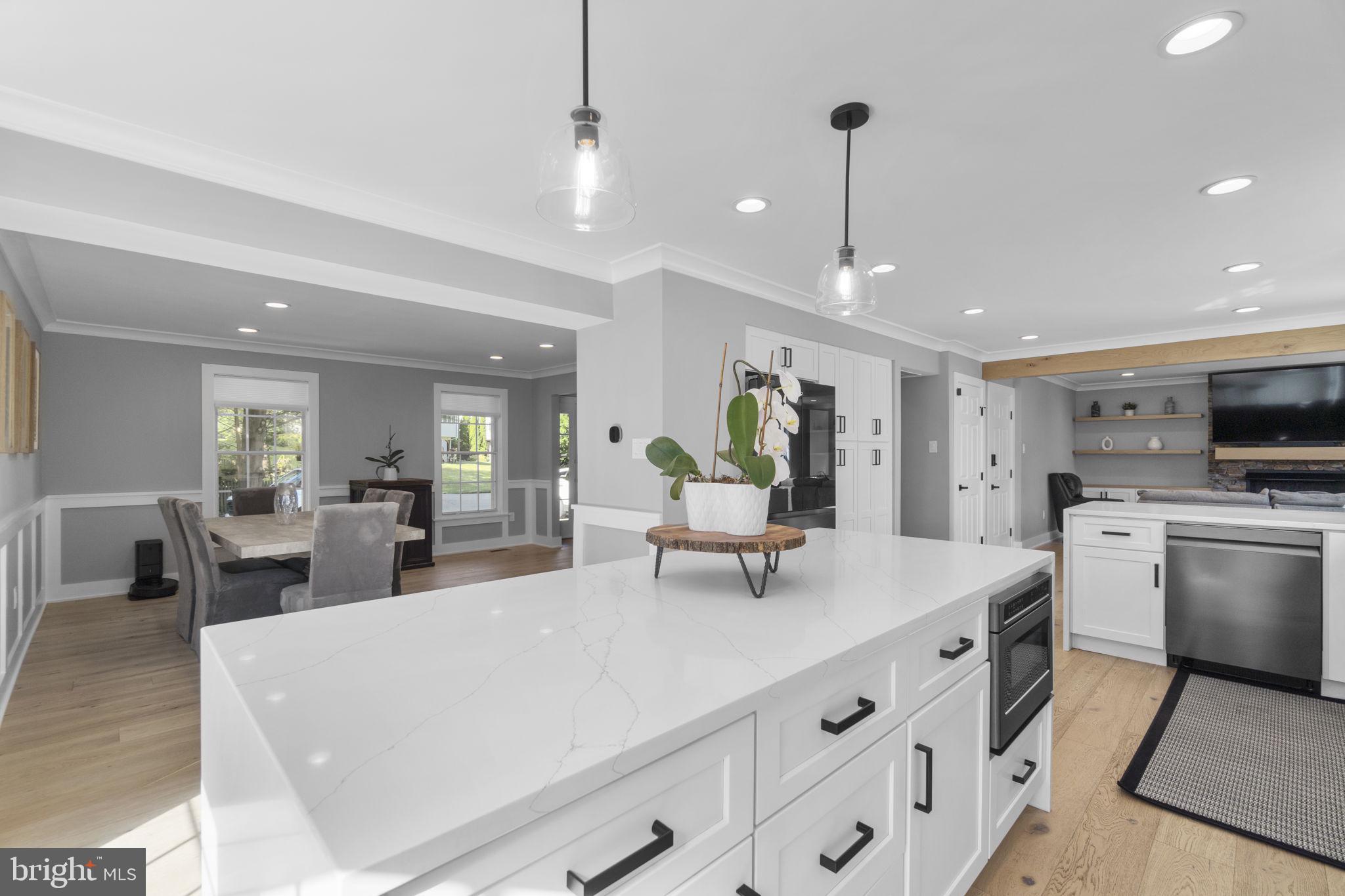 WHISPERING MEADOWS - Residential