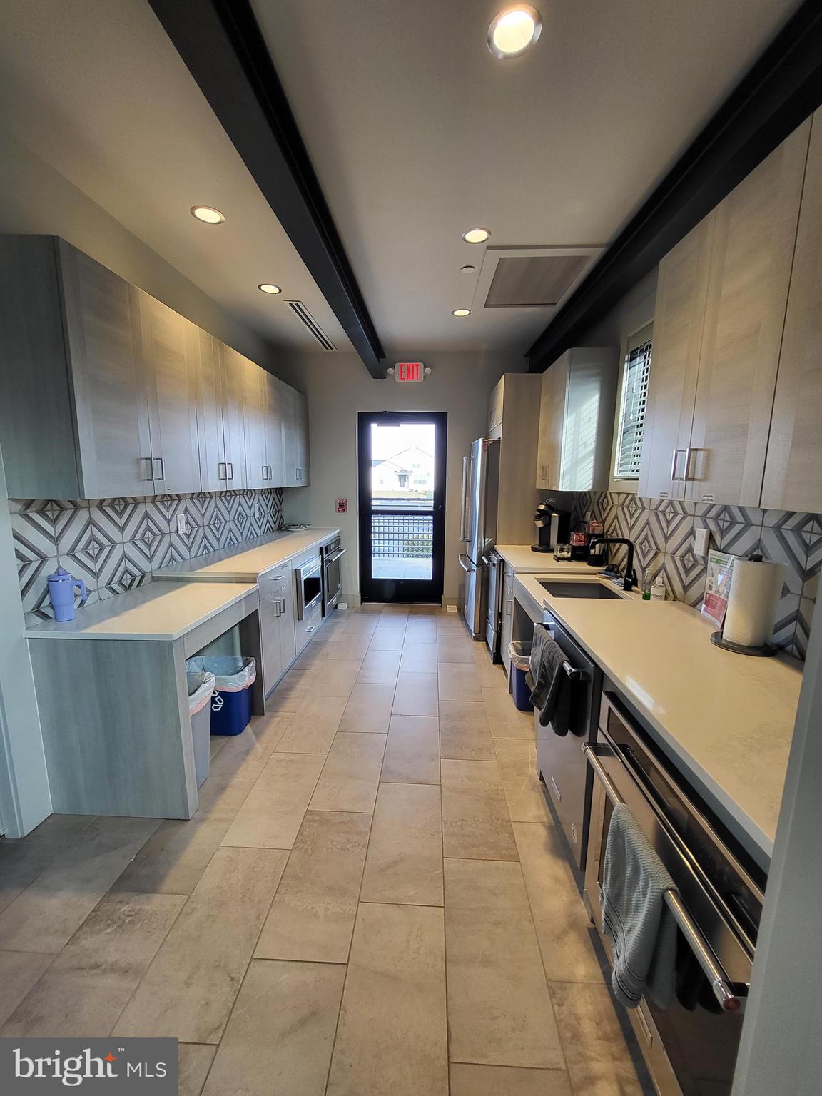 REGENCY AT SOUTH WHITEHALL - Residential