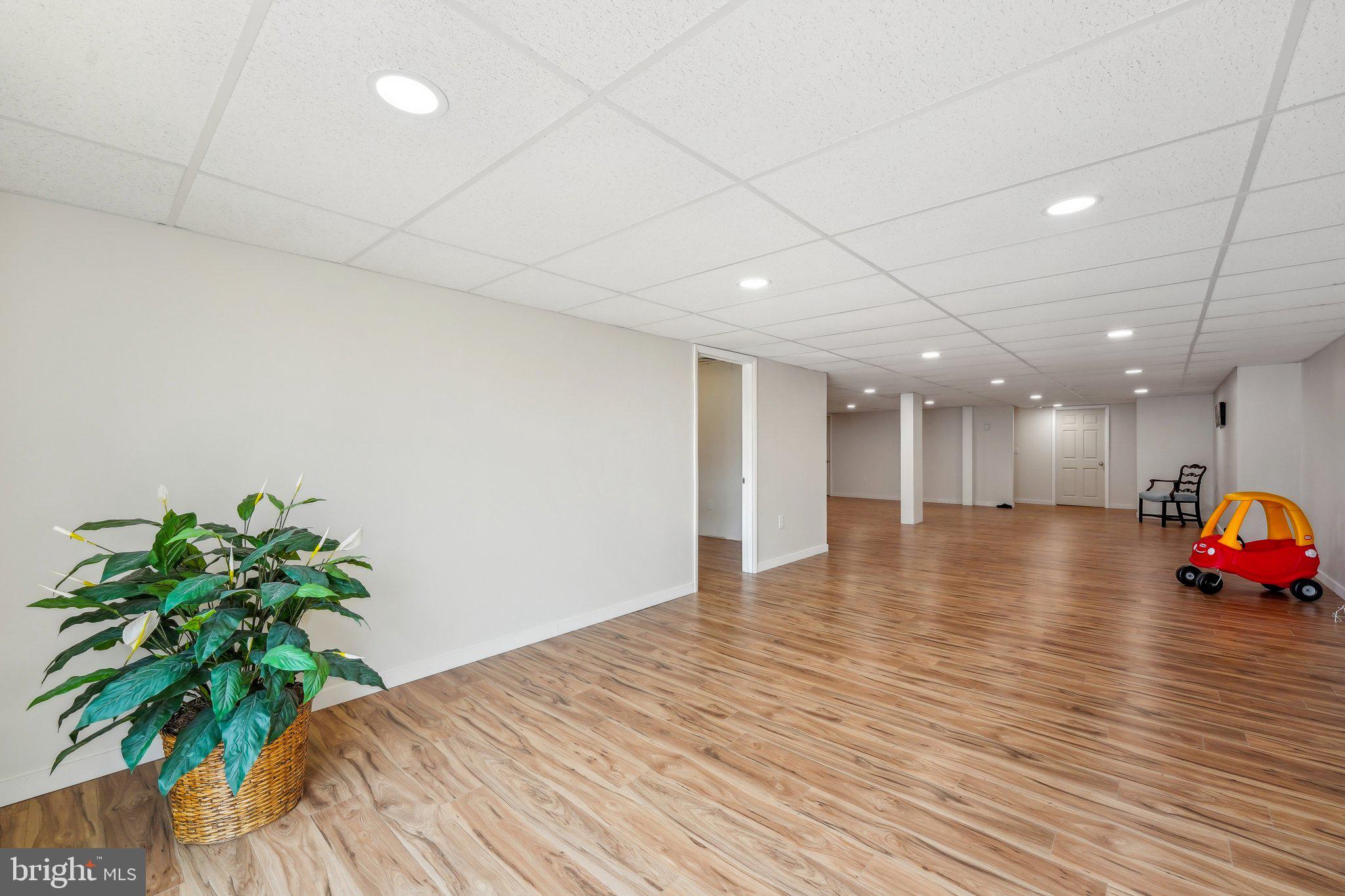 REGENCY AT SOUTH WHITEHALL - Residential