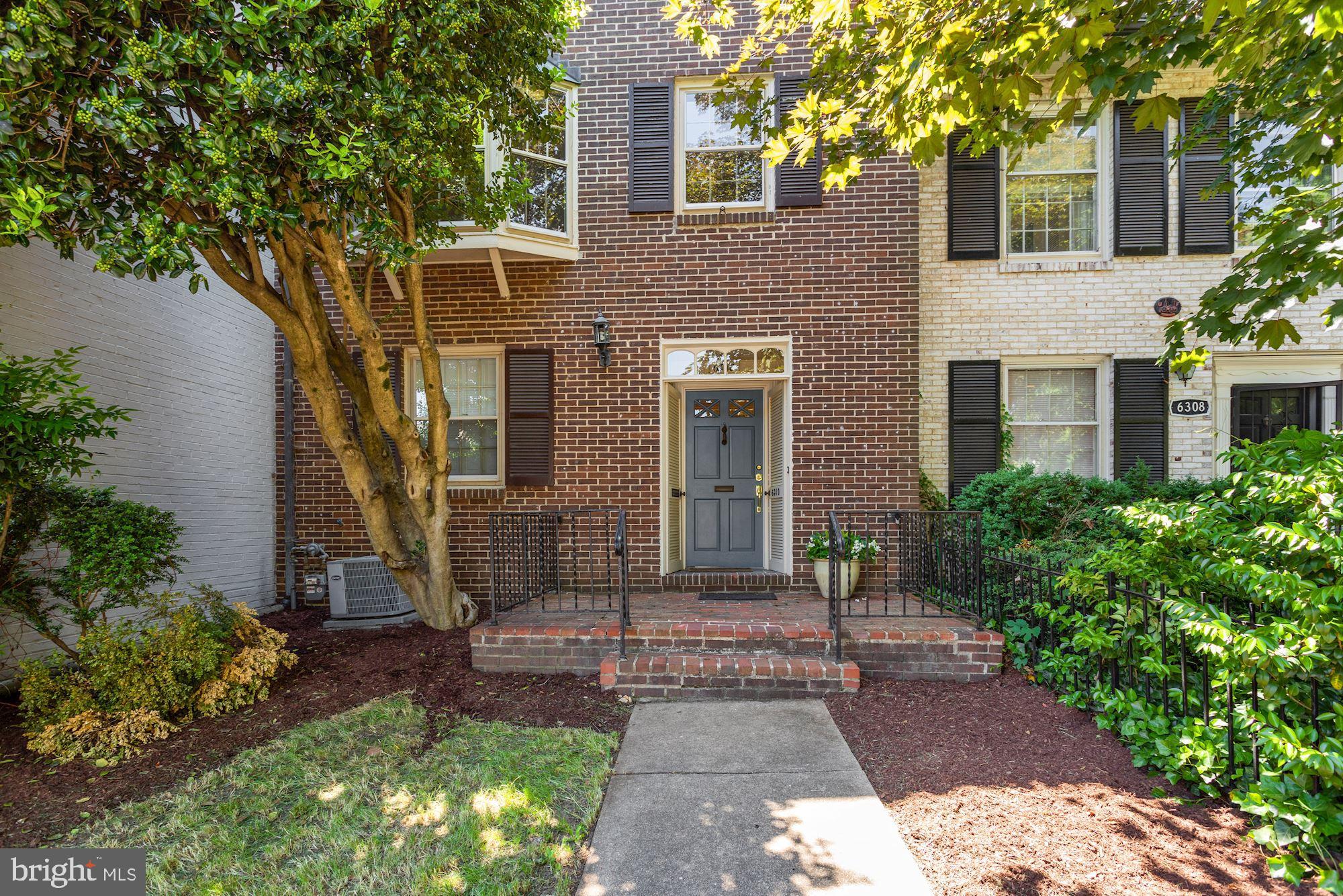 OLDE BELHAVEN TOWNE - Residential