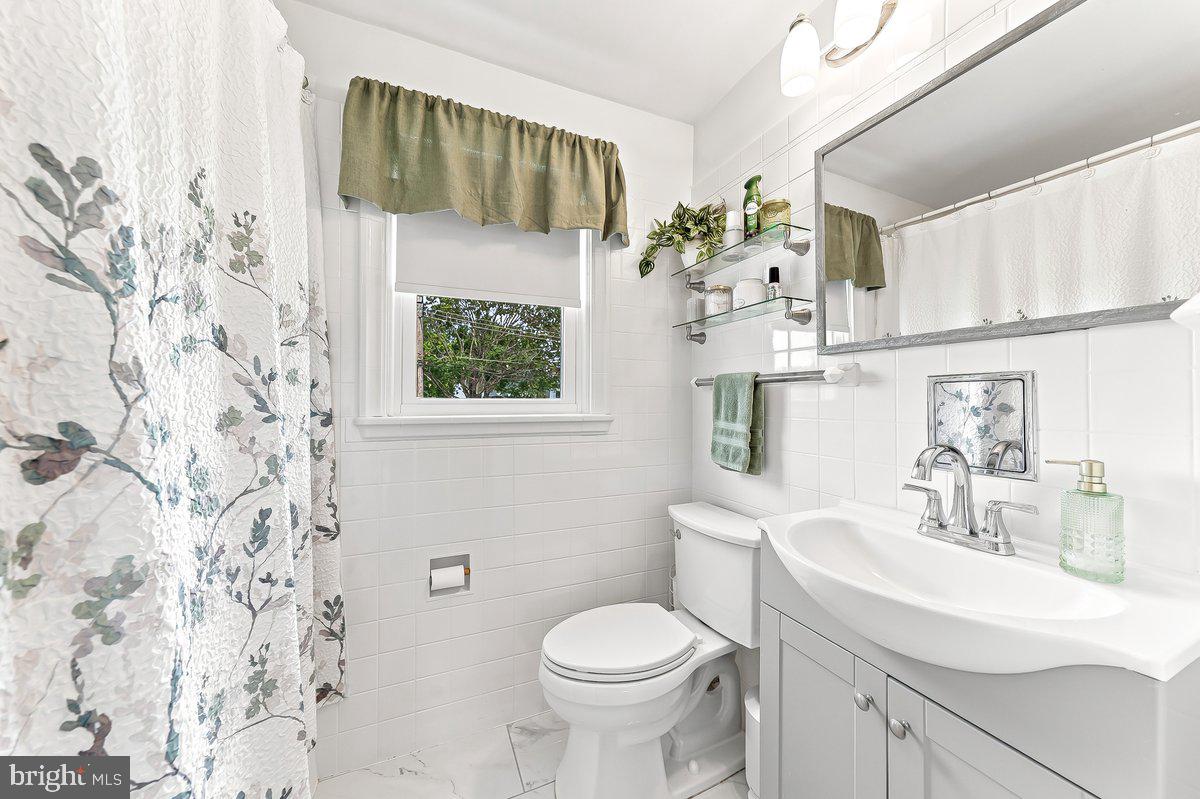 LAWRENCE PARK - Residential