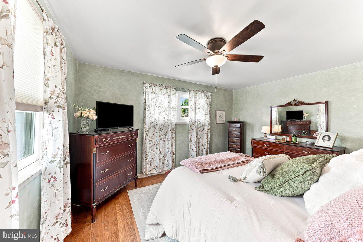 LAWRENCE PARK - Residential