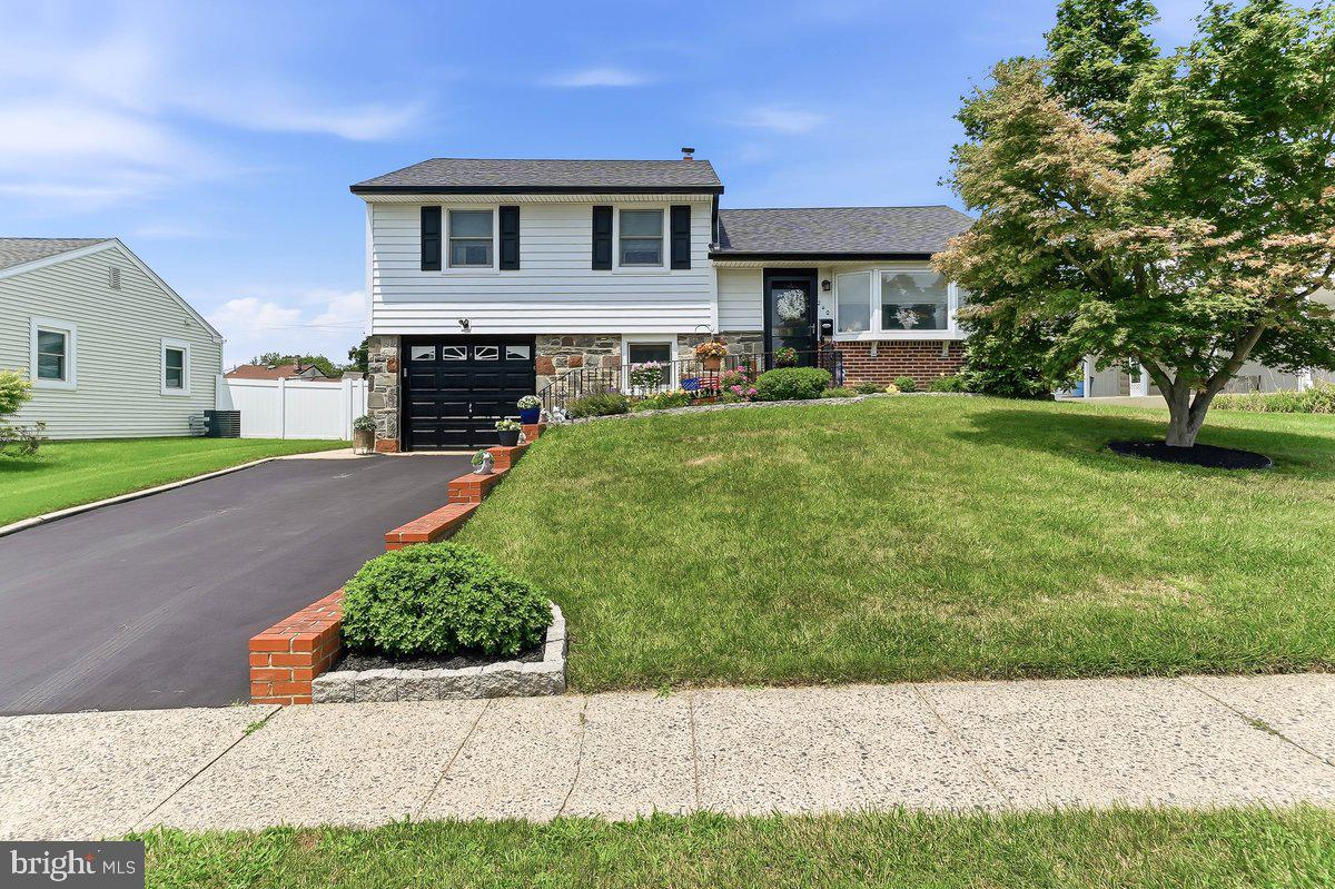 LAWRENCE PARK - Residential