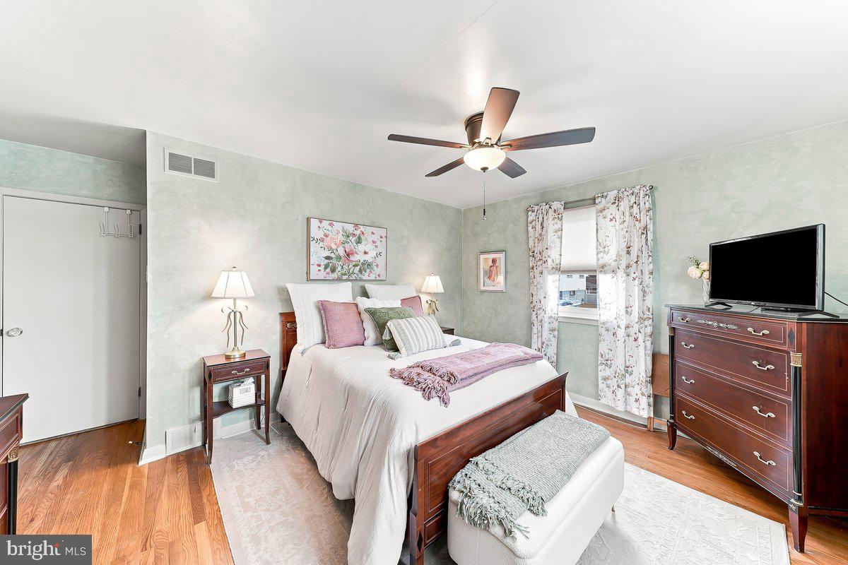 LAWRENCE PARK - Residential