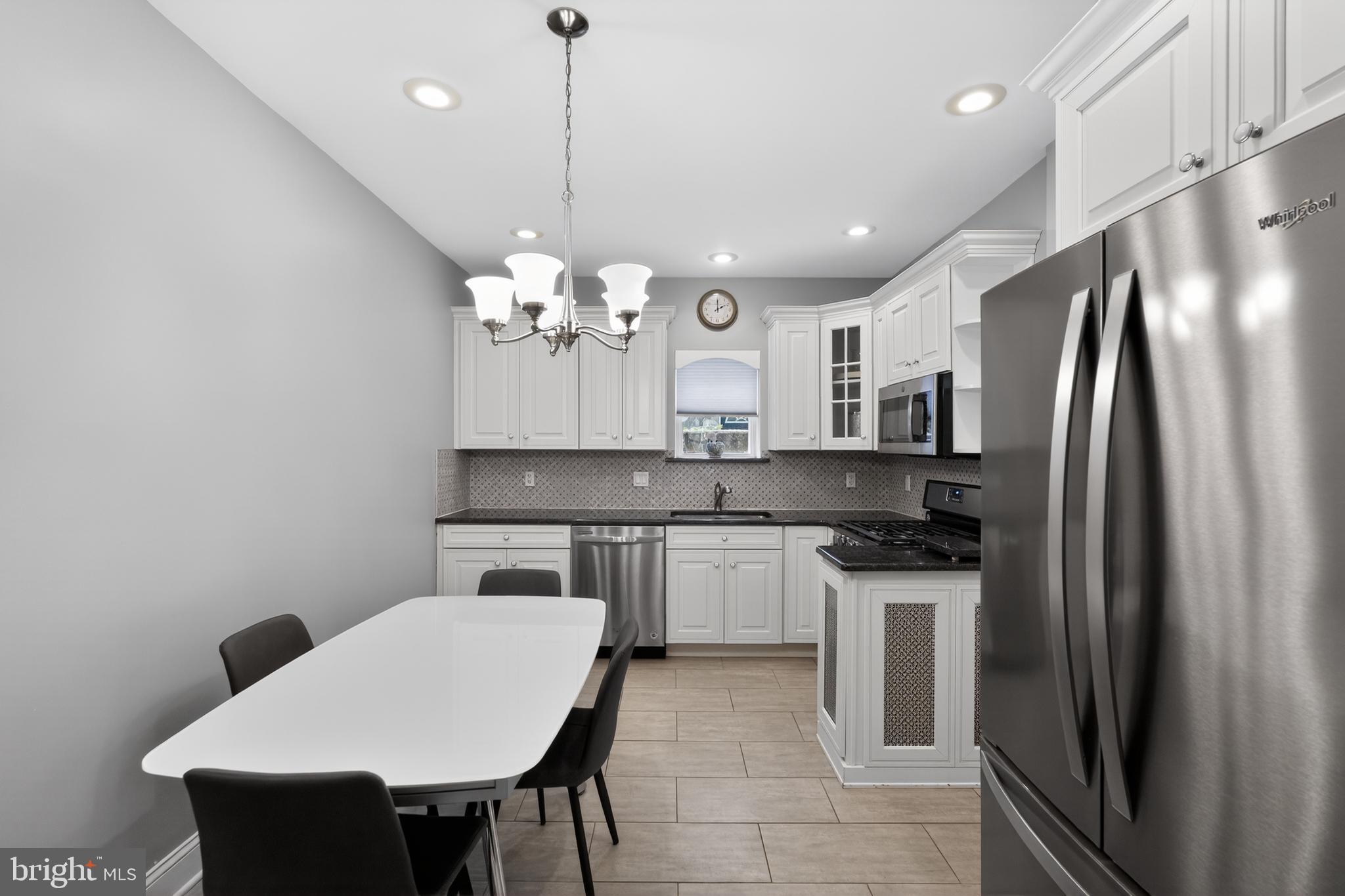 LOWER MOYAMENSING - Residential