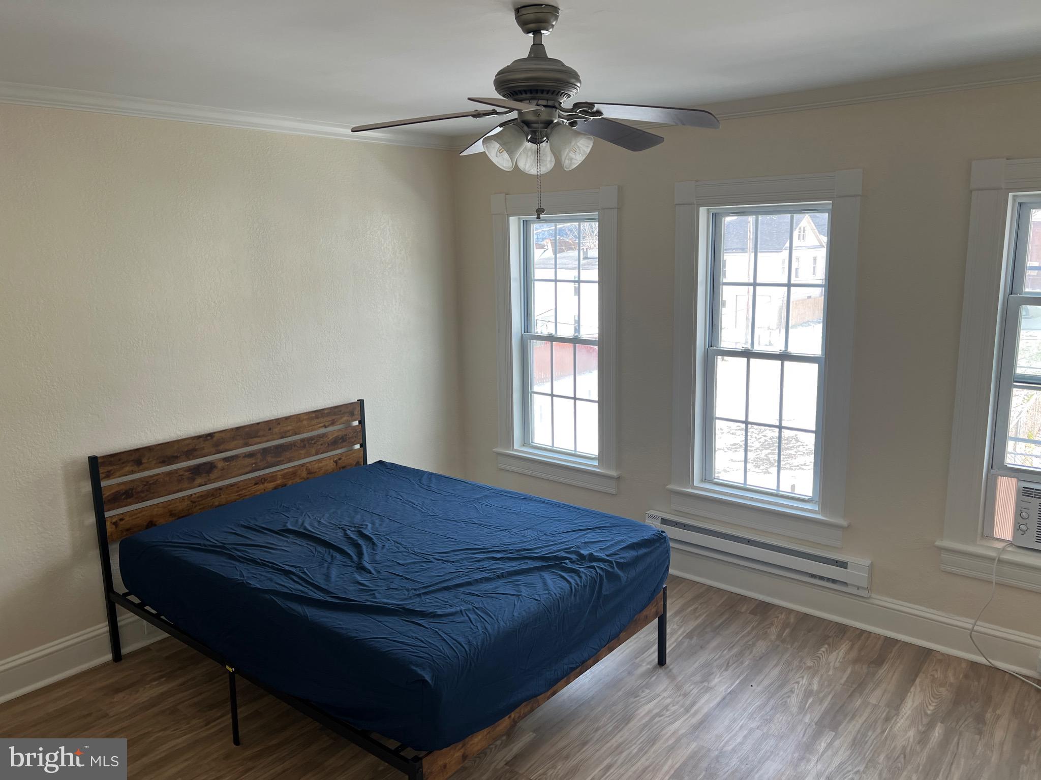 NORTH END - Residential