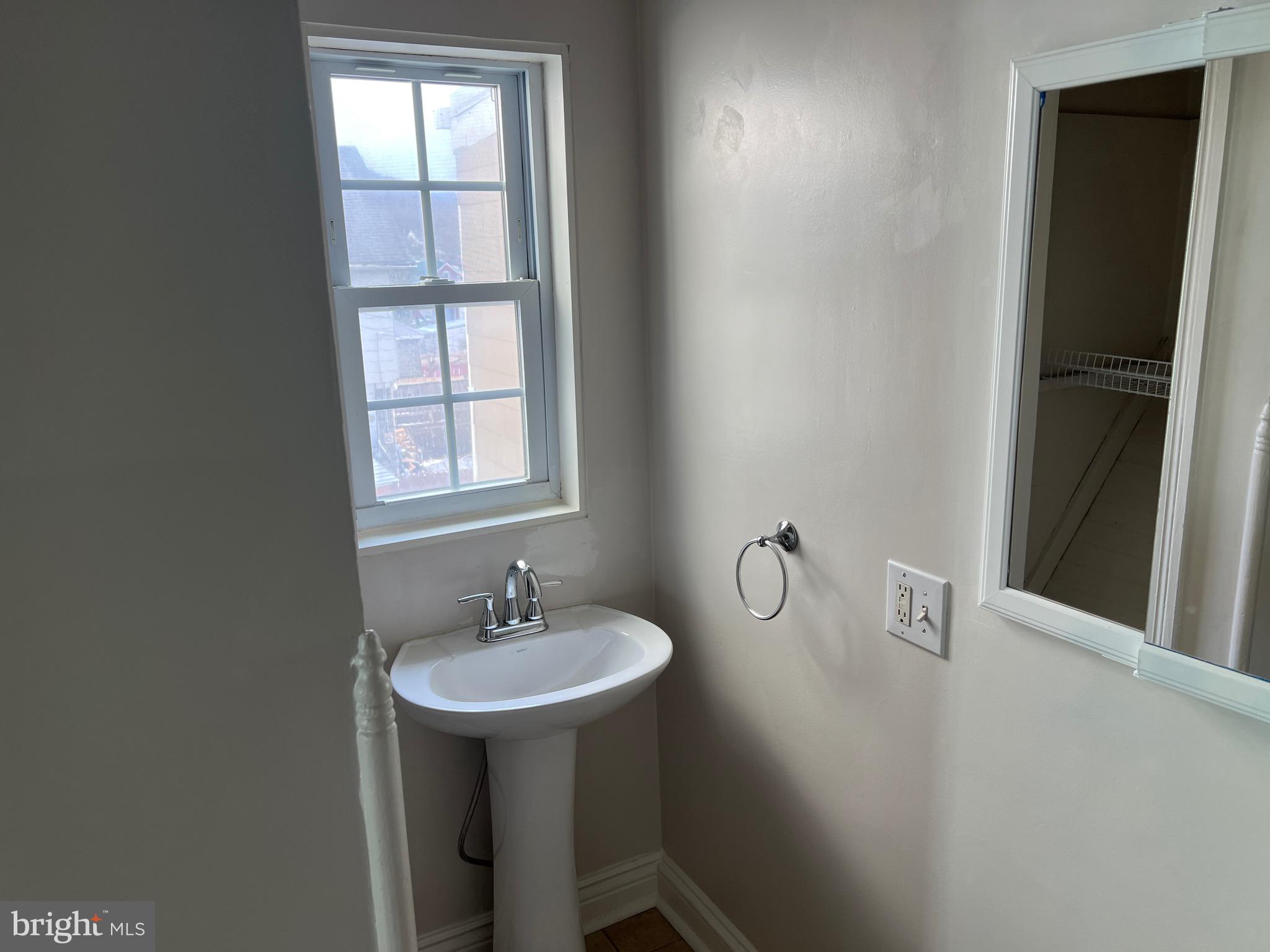 NORTH END - Residential
