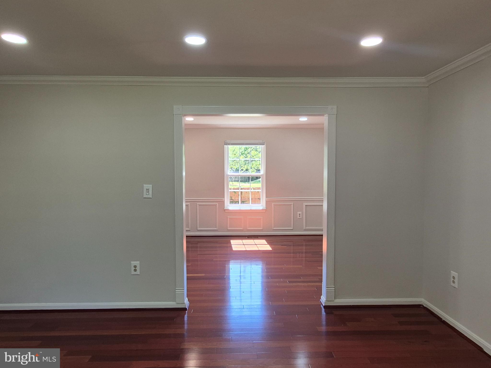 CAMBRIDGE ESTATES - Residential