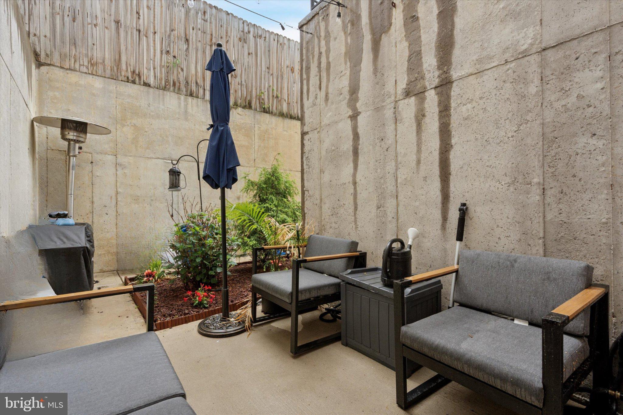 OLDE KENSINGTON - Residential