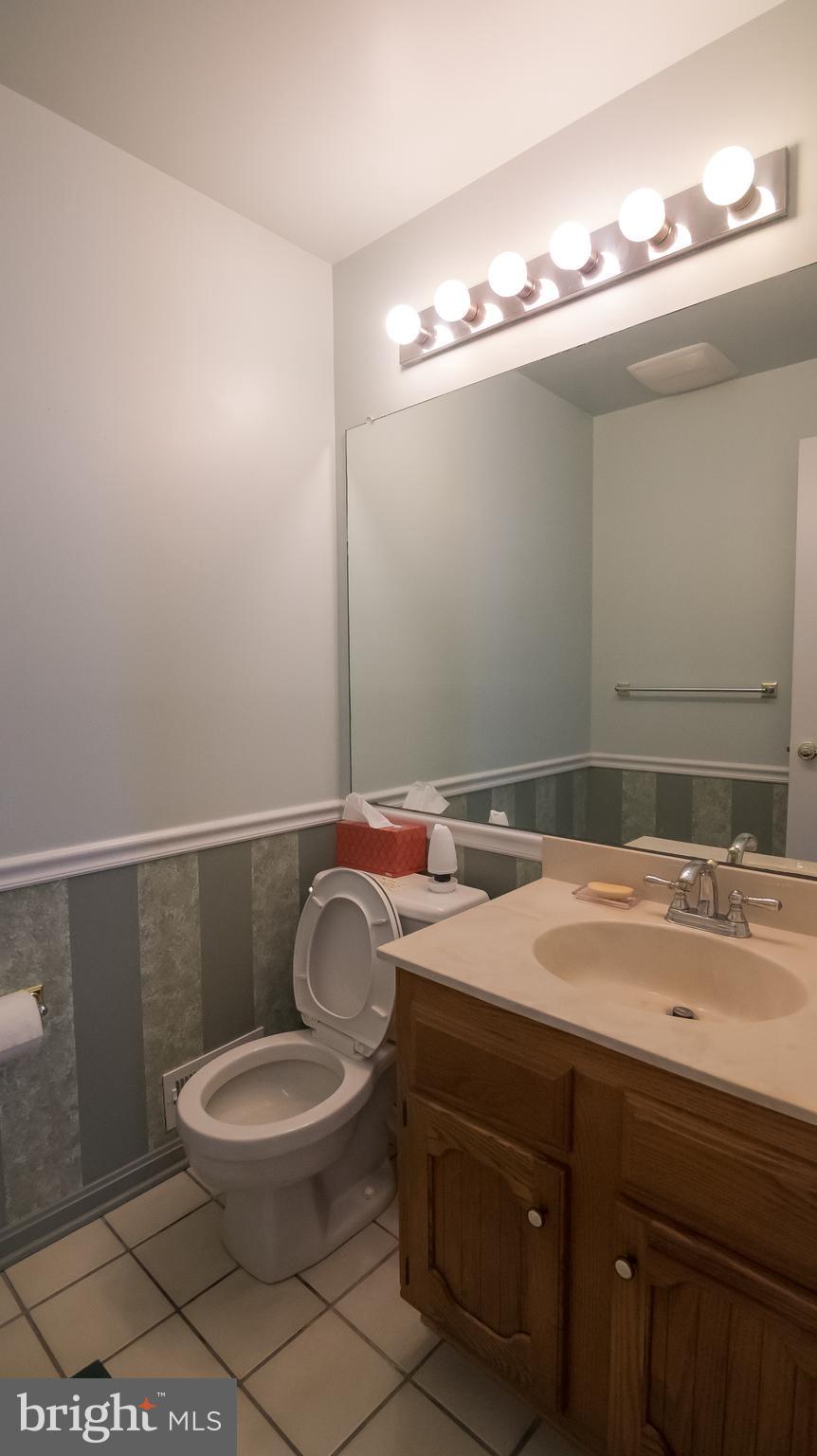 THE REACH - Residential Lease