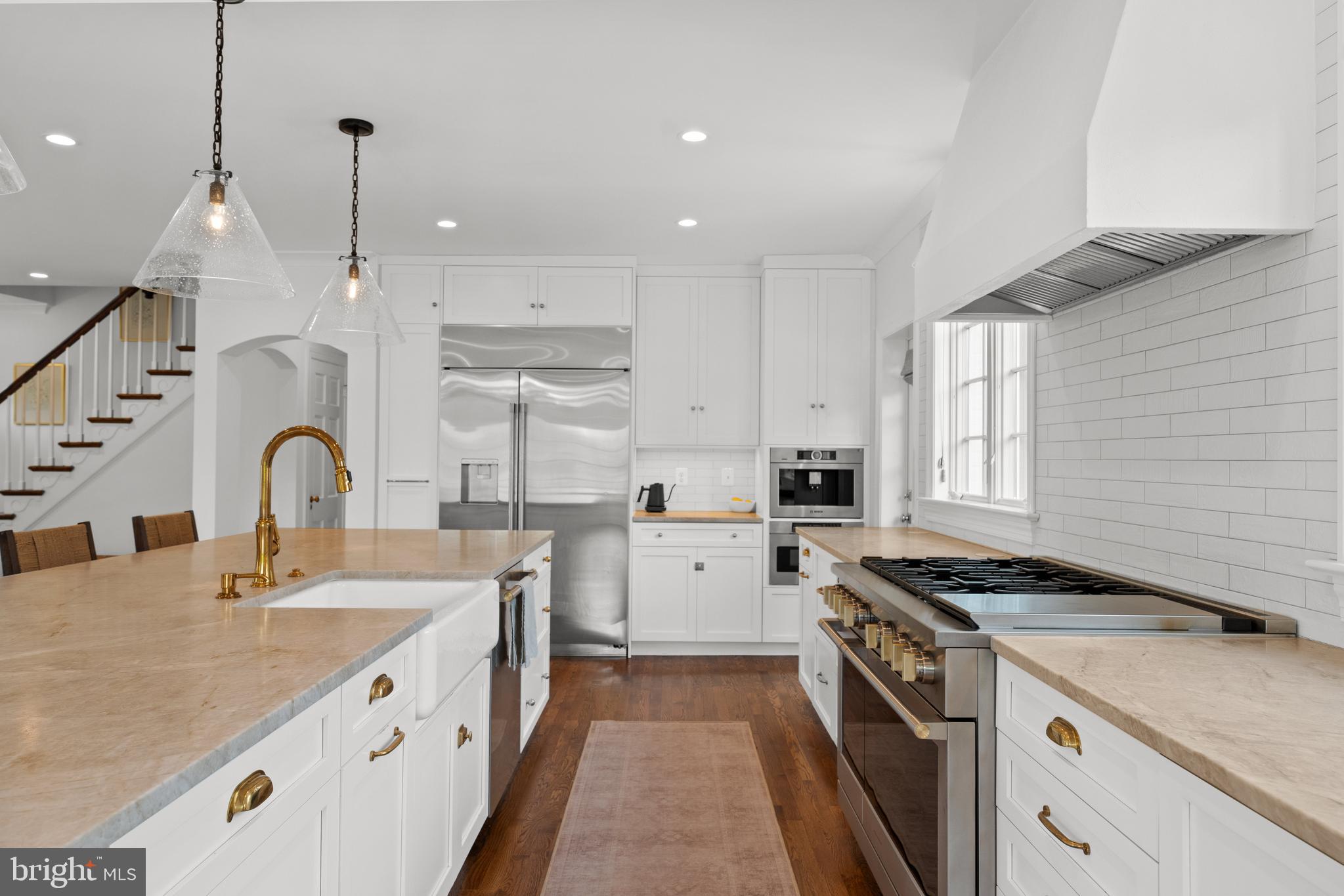 ROLLINGWOOD - Residential