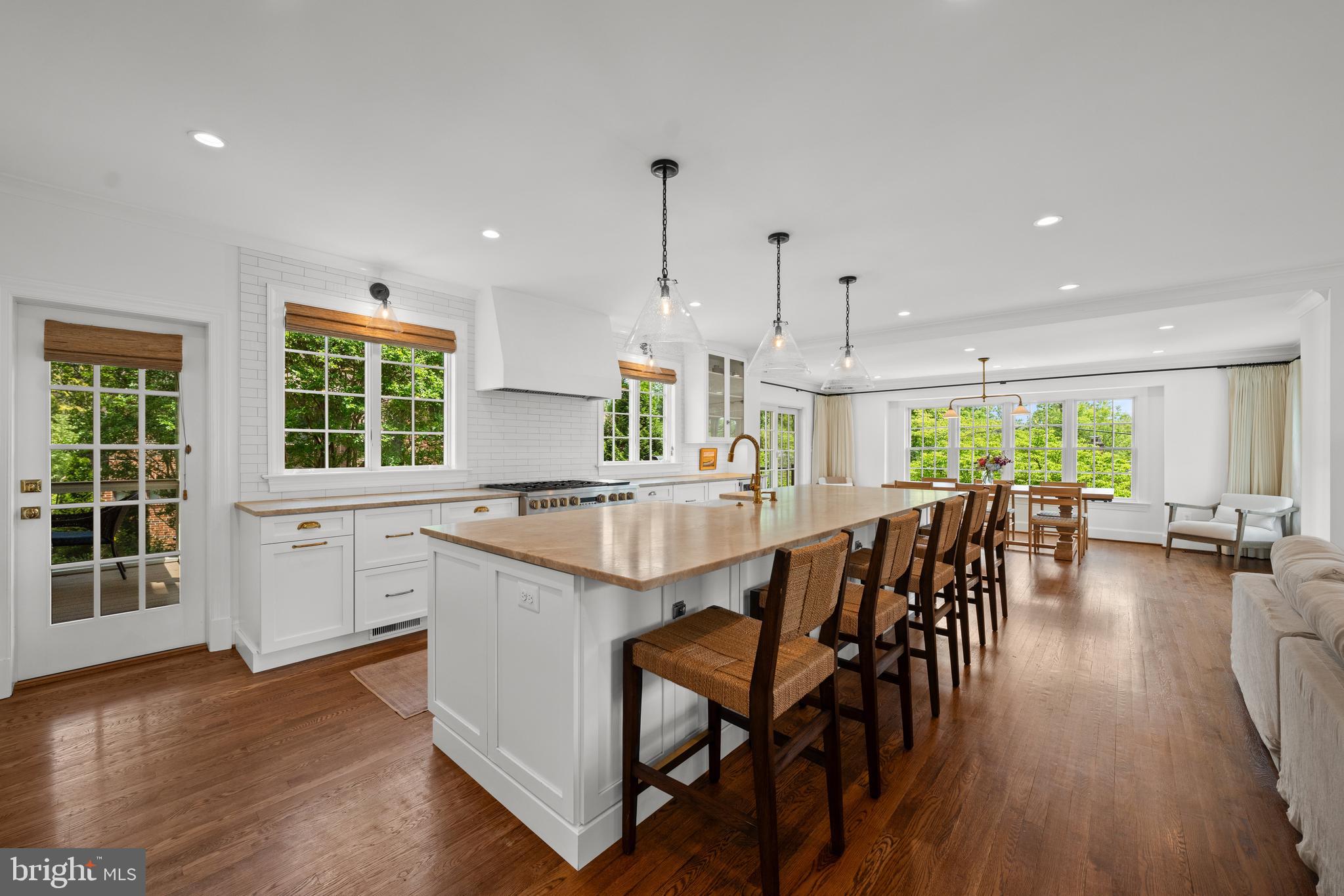 ROLLINGWOOD - Residential